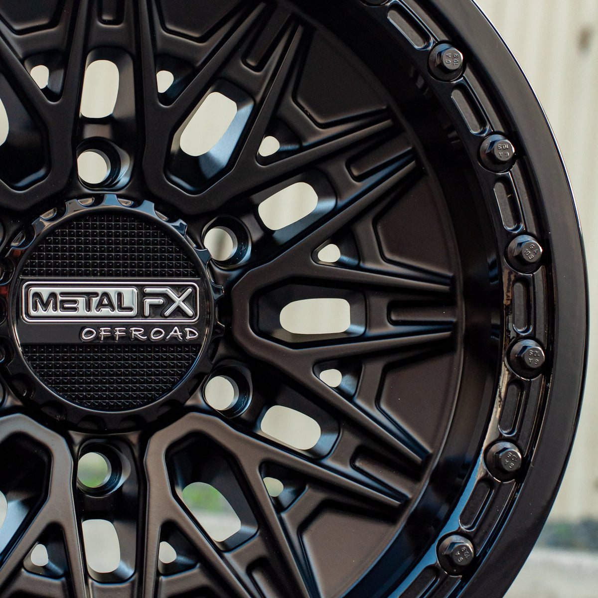 Alpha 6R Beadlock Wheel