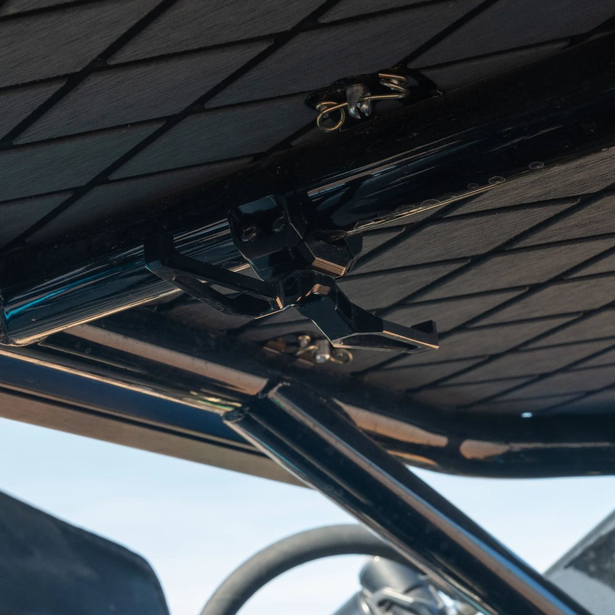 Universal UTV Headset Hanger – product detail 4