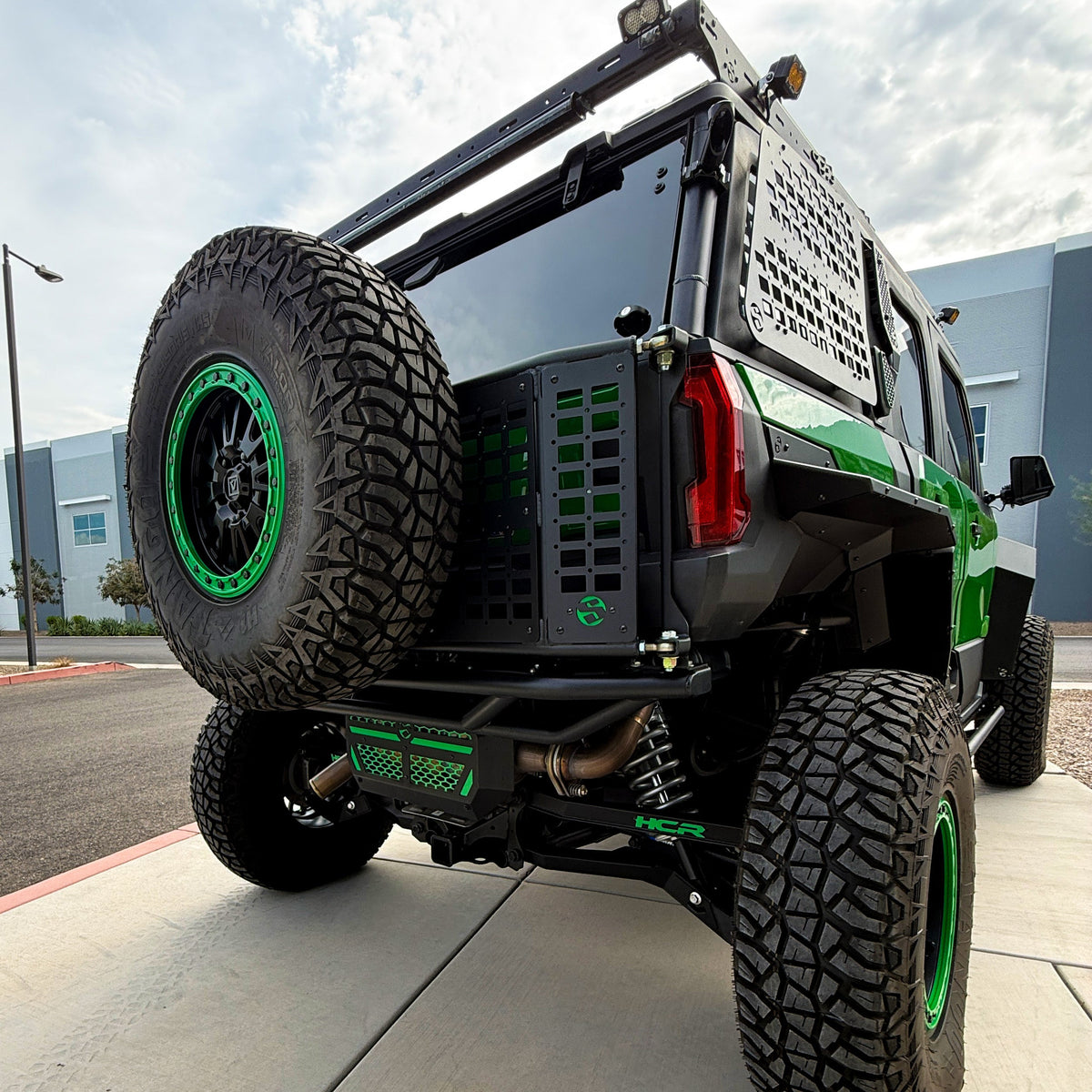 Polaris Xpedition X-Plorer Rear Bumper & Tire Carrier – product detail 10