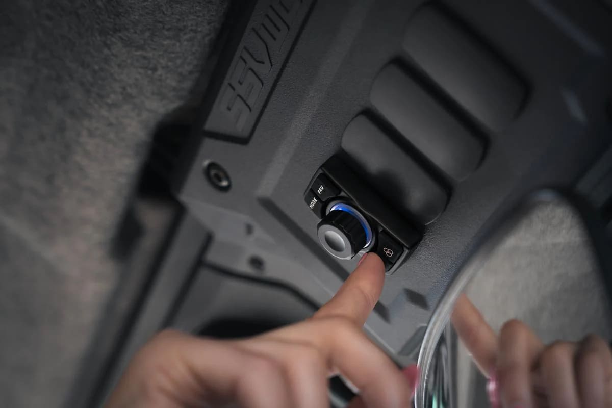 SSV Works '26+ Can-Am Defender HD11 5-Phase V-Spec 1.65 KW 7-Speaker Audio Kit