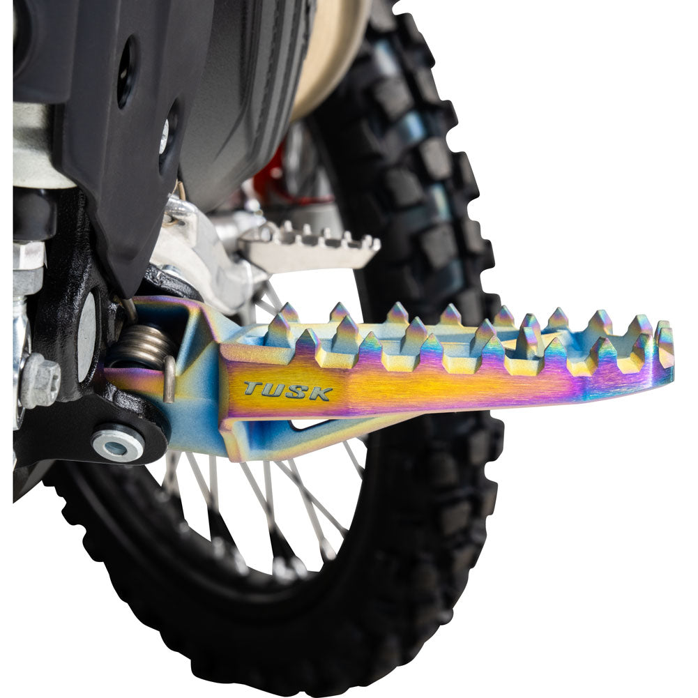 Tusk Blitz Titanium Moto Foot Pegs Jet Fuel Husqvarna FC 250 2022-2026