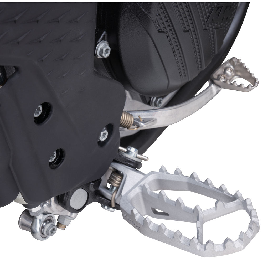 Tusk Blitz Titanium Moto Foot Pegs Jet Fuel Husqvarna FC 250 2022-2026
