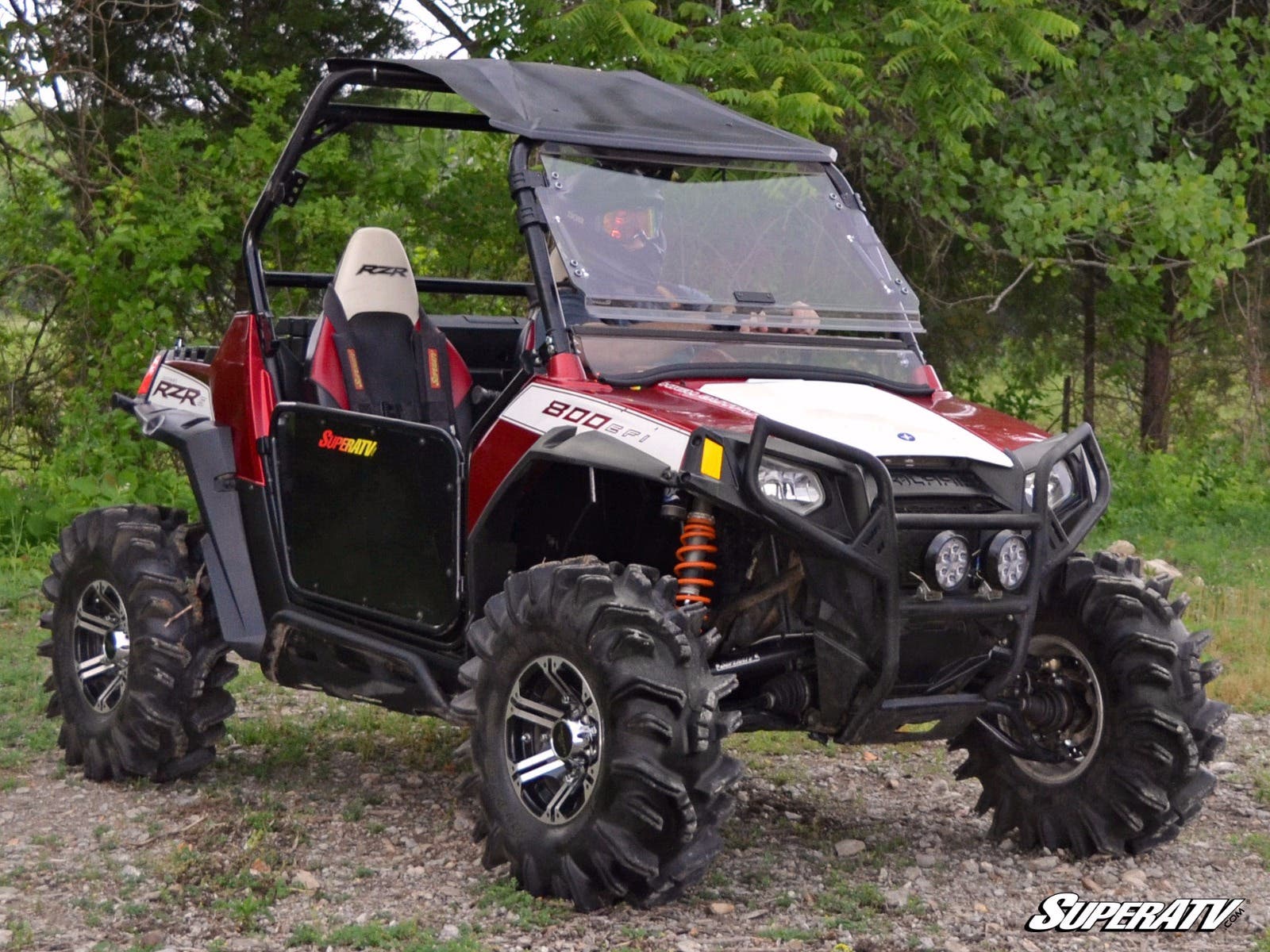 How to Install a Windshield on Your Polaris RZR – The R1 Industries Guide