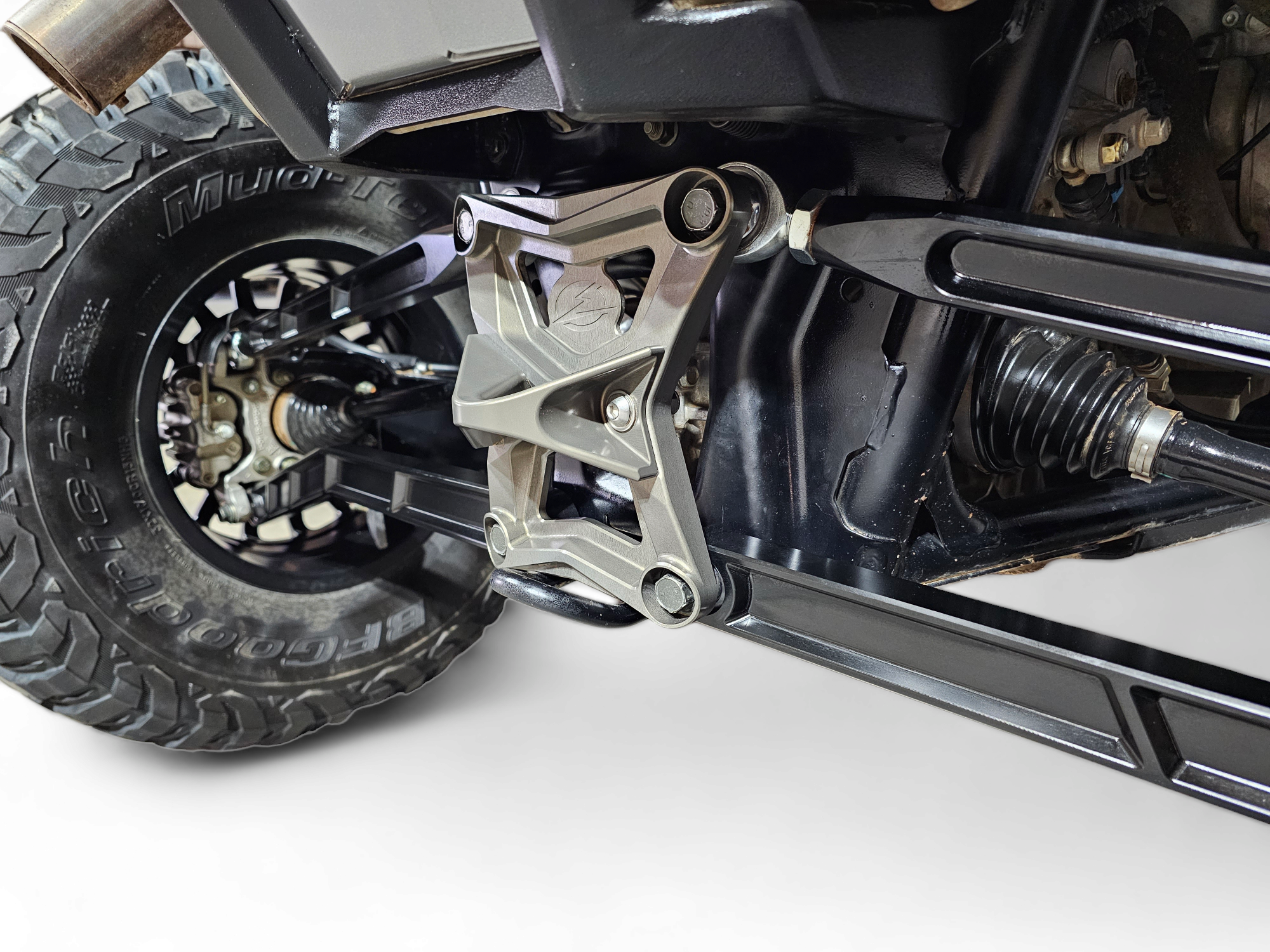 Photo of 2020 to Current Polaris RZR Pro XP Radius Rods in Black Finish by Elektric Offroad - Premium Radius Rods for UTVs / Side by Sides