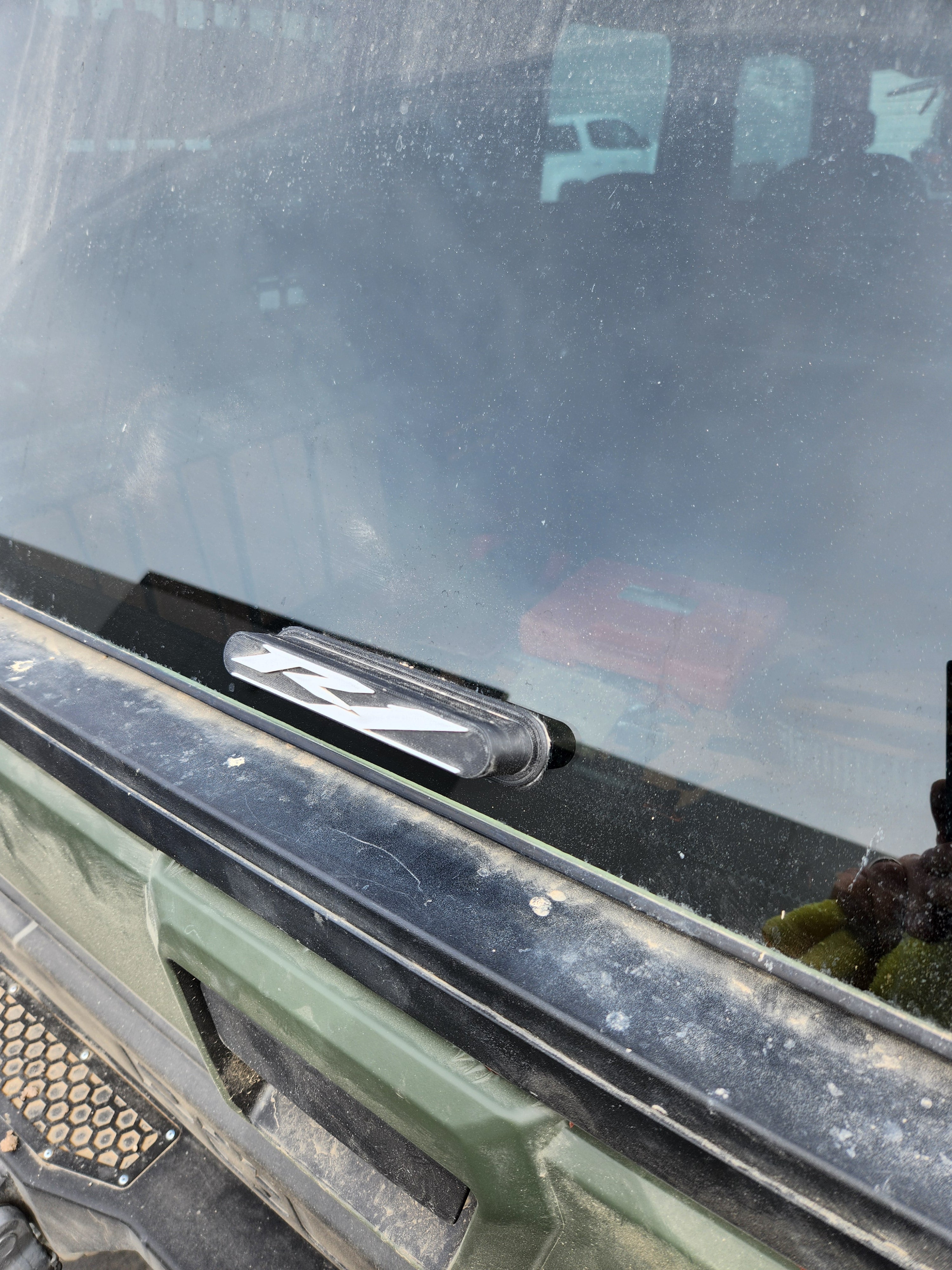 Photo of Polaris Xpedition Rear Window Handle by R1 - Premium Body for UTVs / Side by Sides