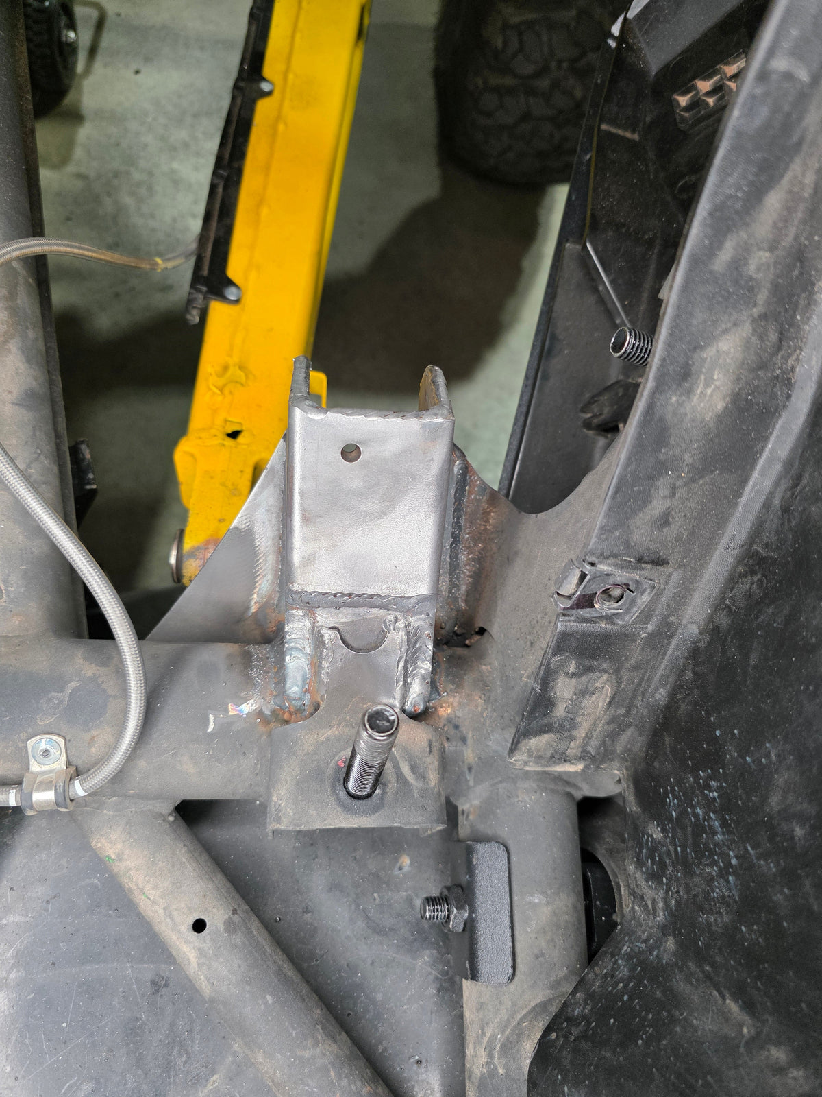 Can-Am Maverick R Trailing Arm Pivot Gusset Kit