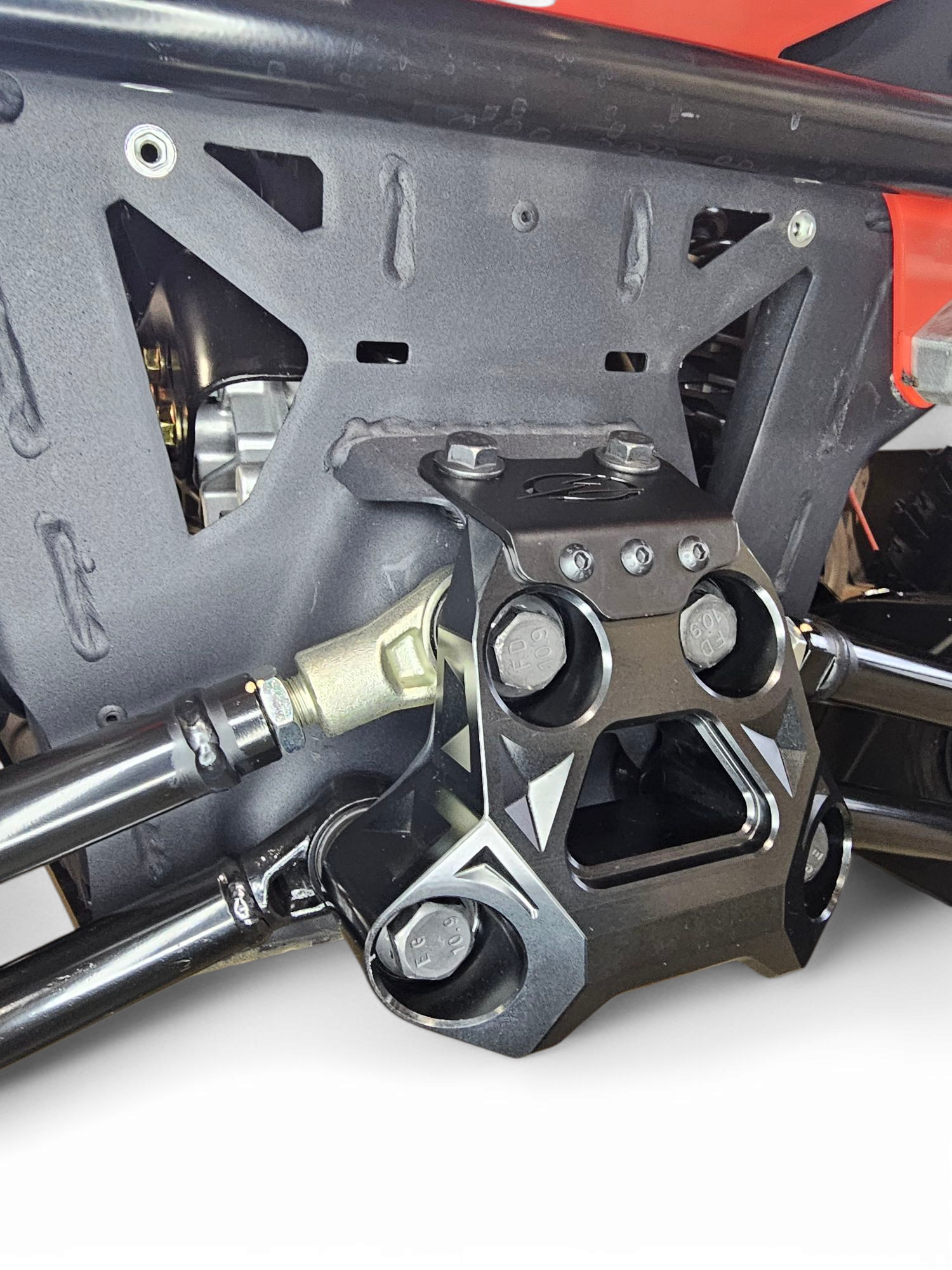 Photo of 2024+ Can Am Maverick R Billet Radius Rod Plate (Black) by Elektric Offroad - Premium for UTVs / Side by Sides