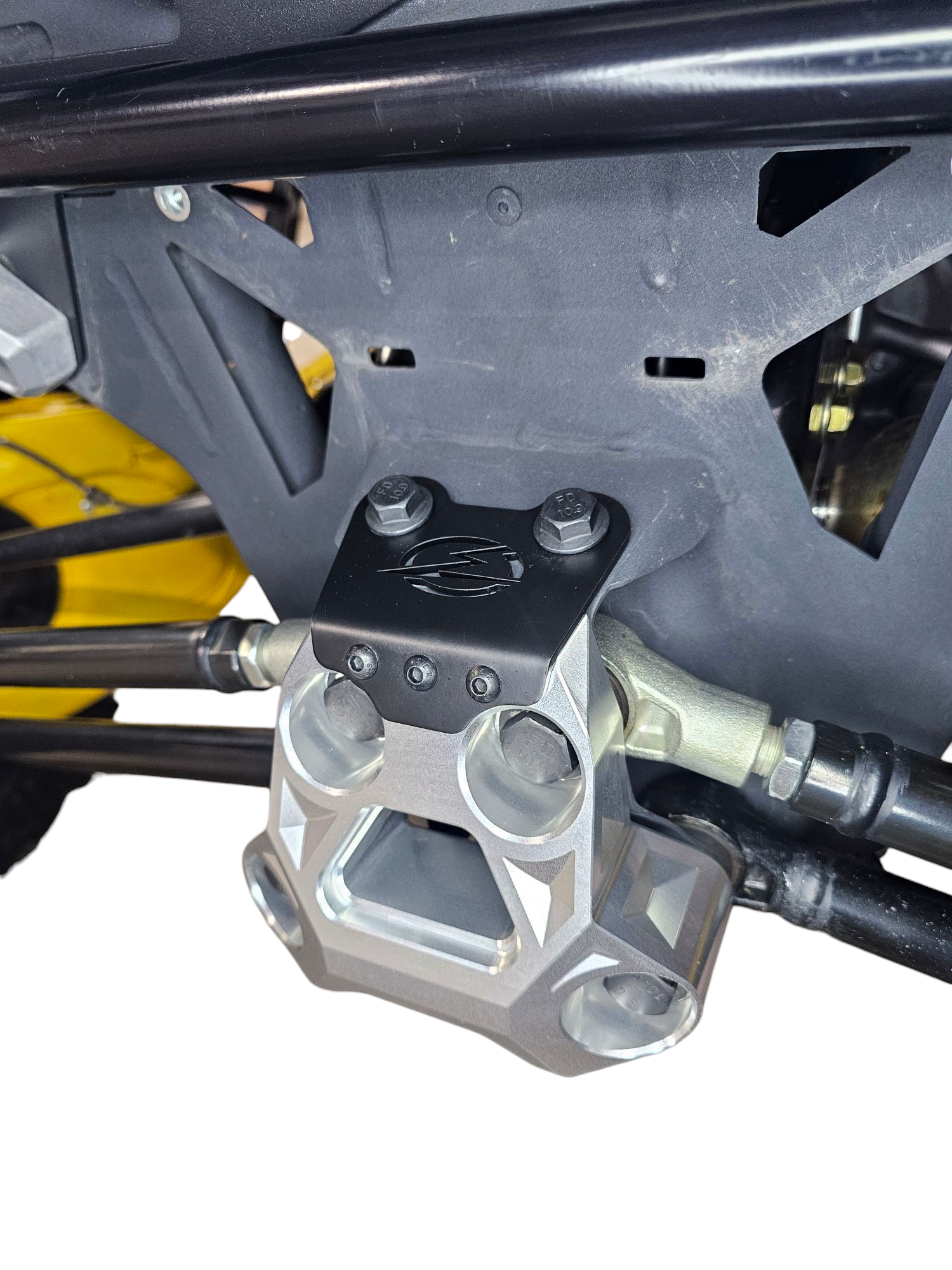Photo of 2024+ Can Am Maverick R Radius Rod Plate (Clear) by Elektric Offroad - Premium for UTVs / Side by Sides