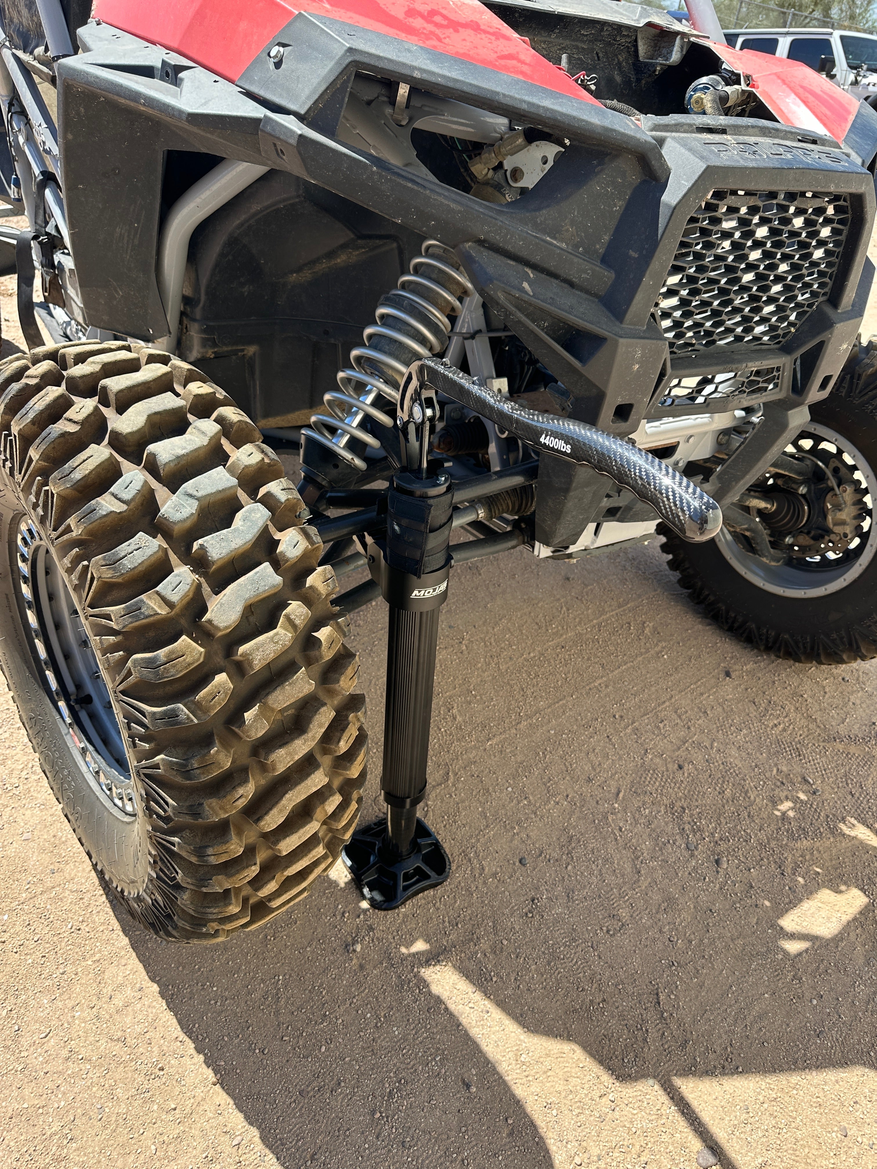 Photo of CarbonPro Compact Hydraulic Jack with Mounting Clamps MLH 40'' by MOJAB OFFROAD - Premium for UTVs / Side by Sides