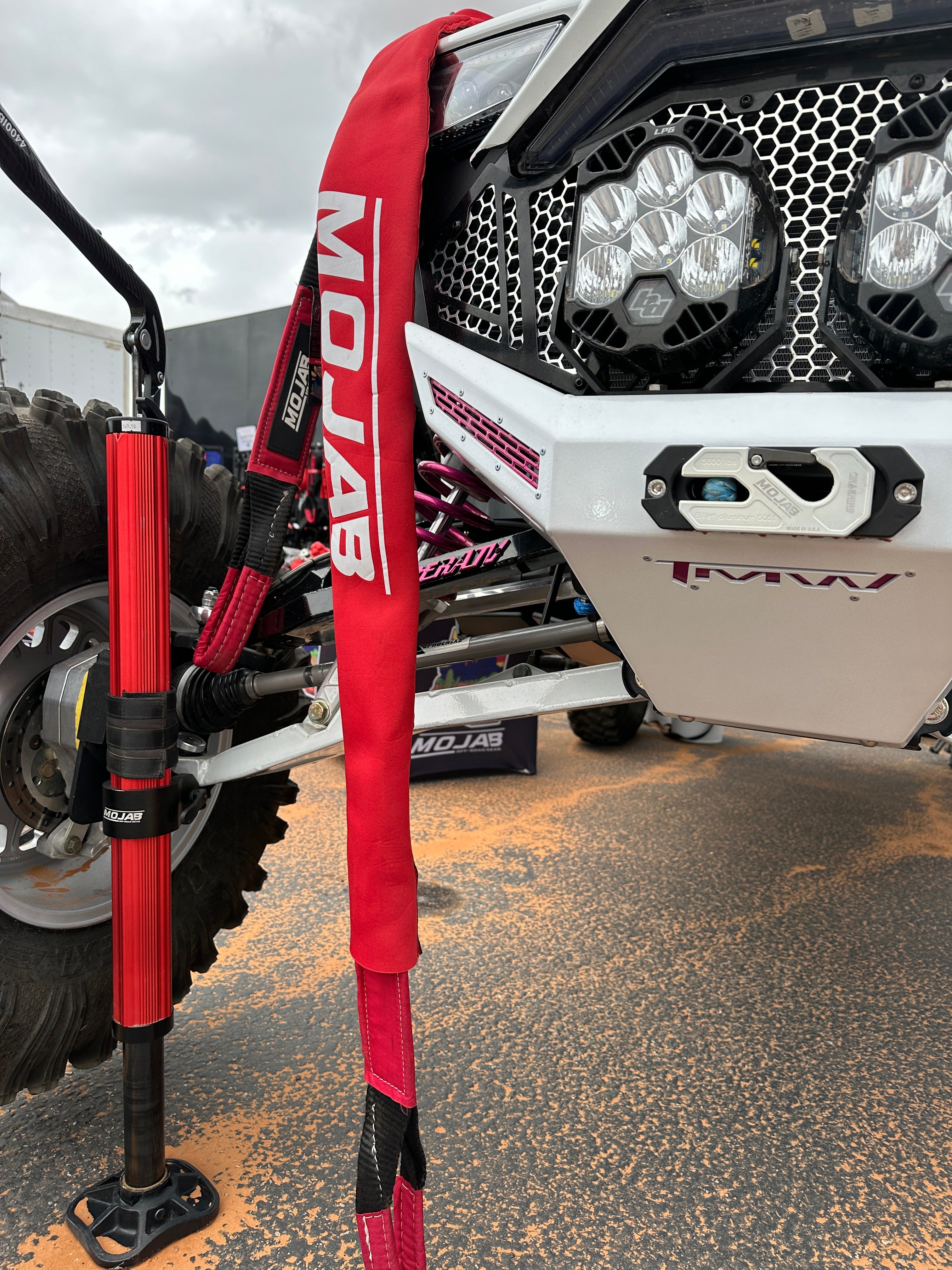 Photo of Side By Side / UTV Aluminum Recessed Winch Shackle with Fairlead Kit, closed latch (LIFE TIME WARRANTY*) by MOJAB OFFROAD - Premium Winches & Winch Mounts for UTVs / Side by Sides