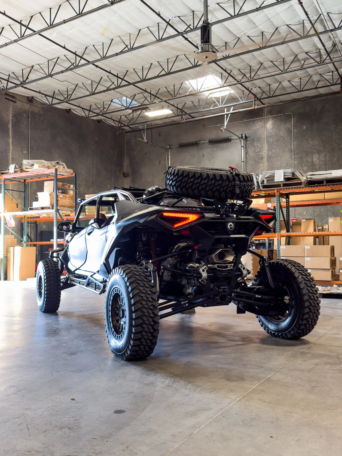 Can-Am Maverick R Spare Tire Carrier – product detail 4