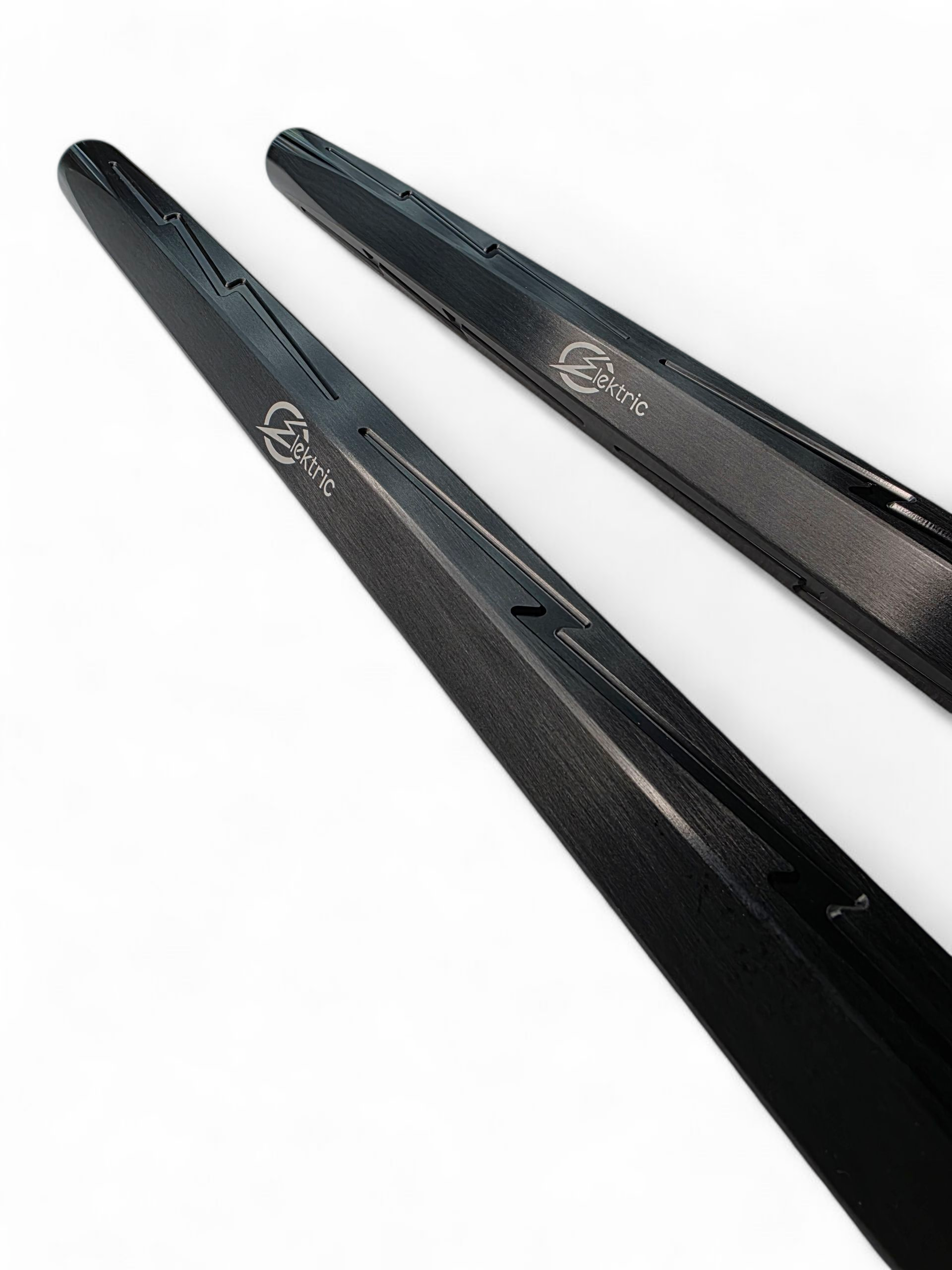 Elektric Offroad - 2017+ Can Am X3 Maverick Billet Tie Rods Anodized Black (RS 72" Model Only)