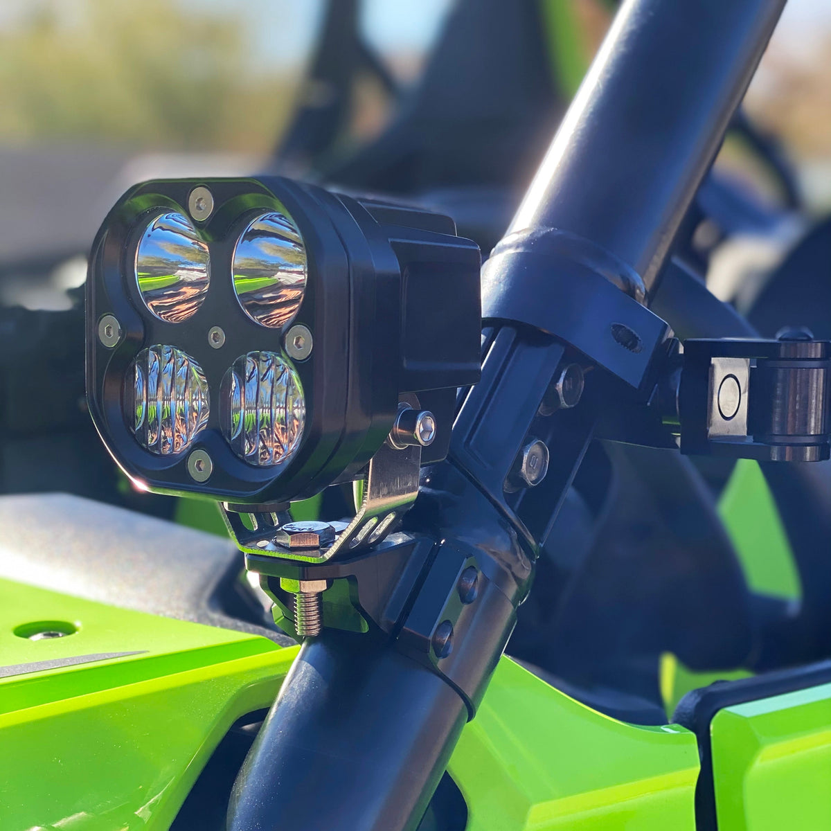Universal 45-Degree A-Pillar Light Mount – product detail 5