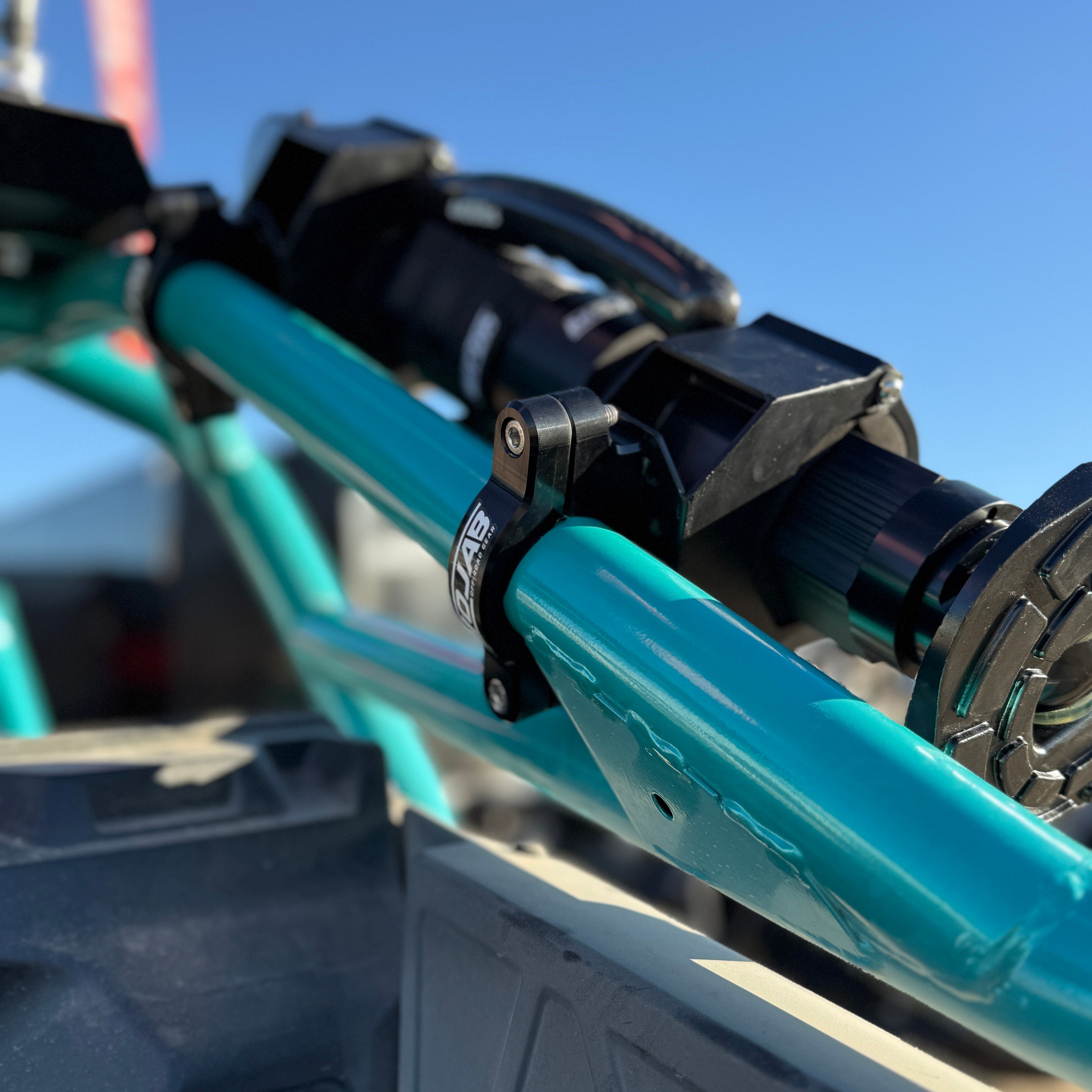 CarbonPro Compact Hydraulic Jack with Mounting Clamps MLH 40''