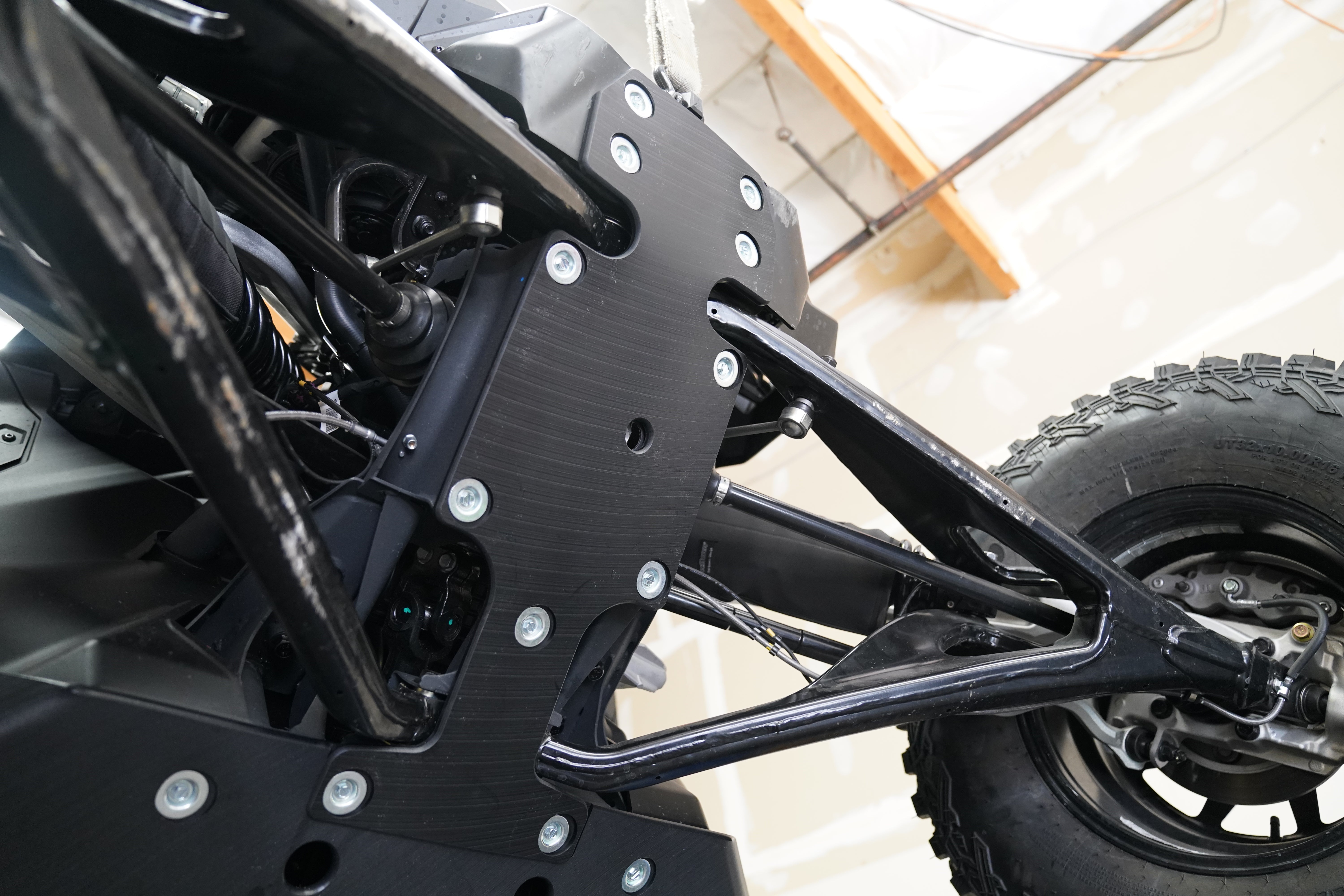 Can-Am Maverick R & Maverick R MAX Standalone Front Diff Skid Plate