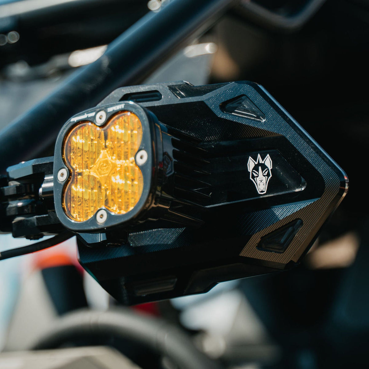 Cuero Baja Side Mirror Black
