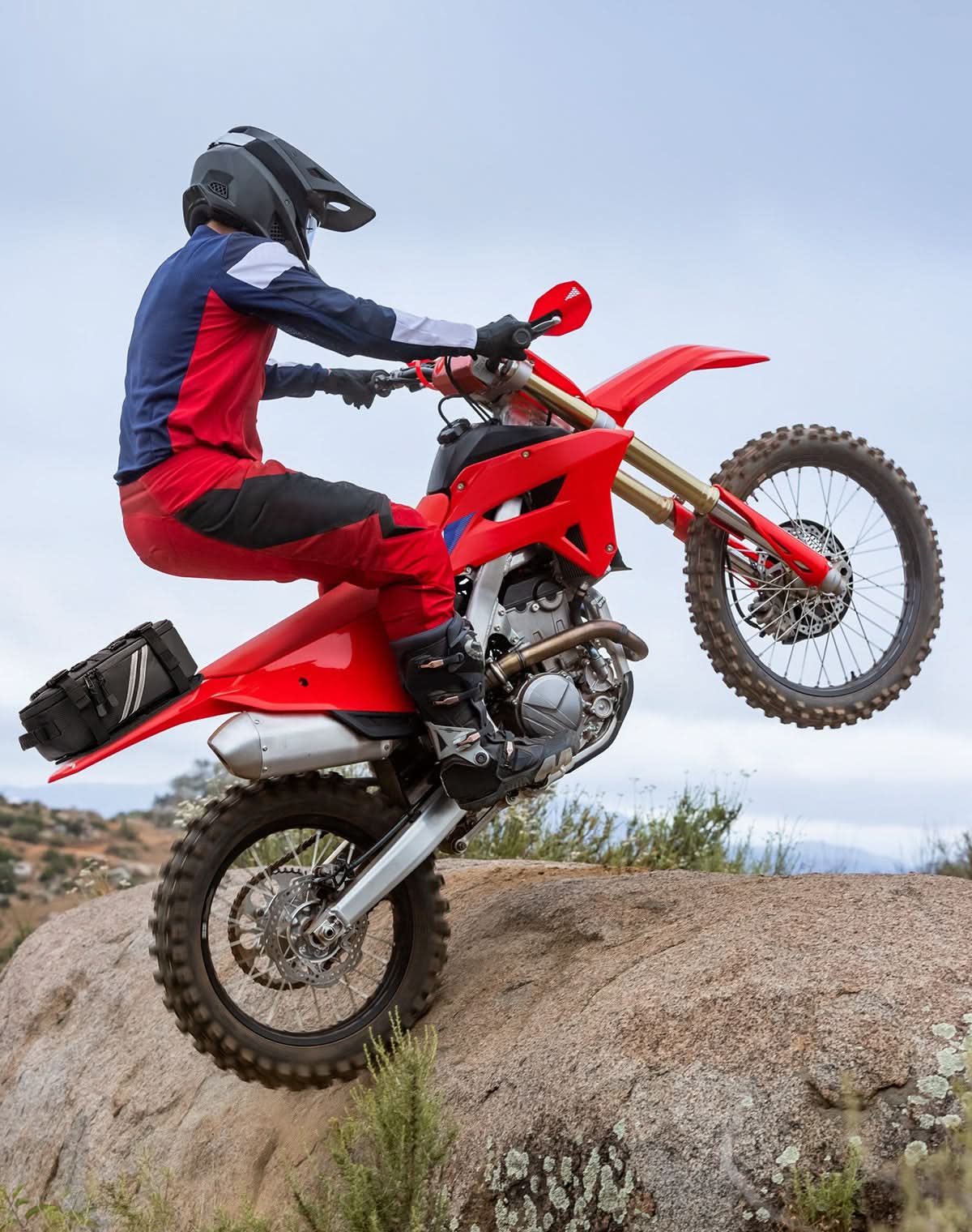 Photo of Universal 6L Motorcycle Rear Fender Bag for Dirt Bike by Kemimoto - Premium for UTVs / Side by Sides