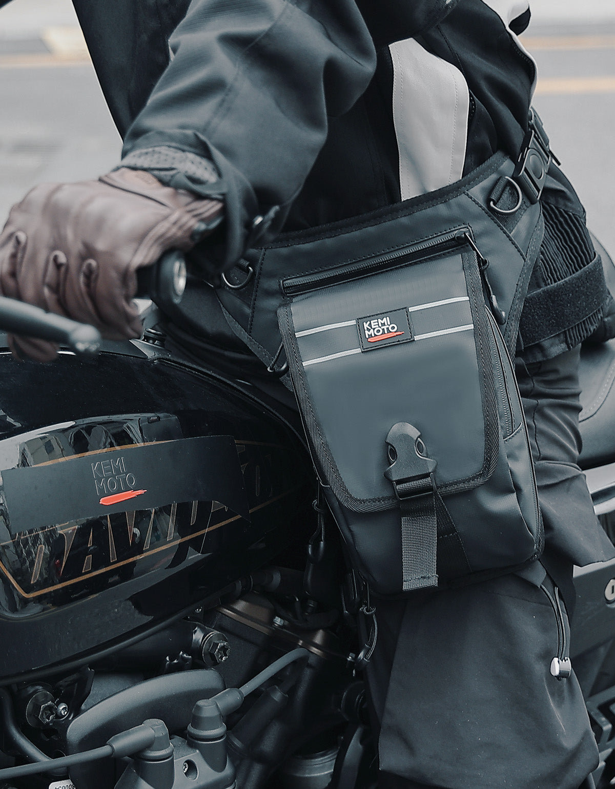 Photo of Motorcycle Leg Bag, 2.3L Capacity by Kemimoto - Premium for UTVs / Side by Sides