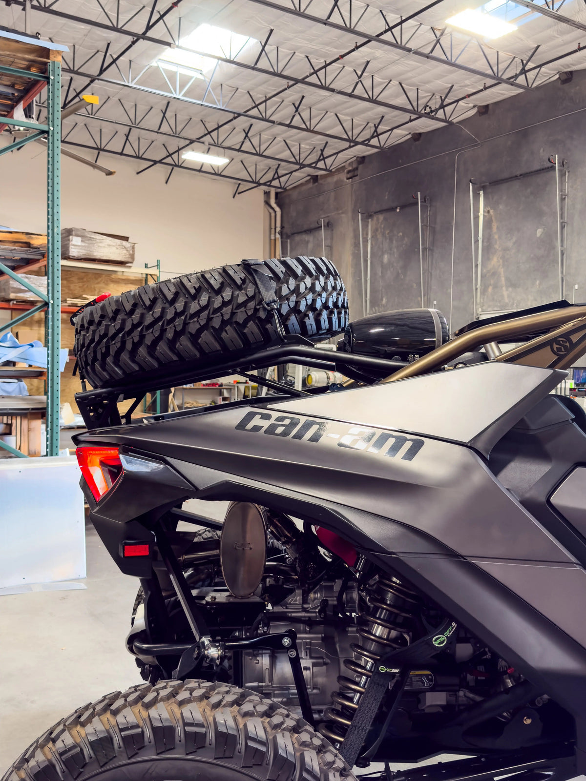 Can-Am Maverick R Spare Tire Carrier – product detail 5