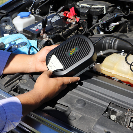 Photo of 5 AMP 12V/24V Selectable Battery Charger and Maintainer by Battery Tender® - Premium for UTVs / Side by Sides