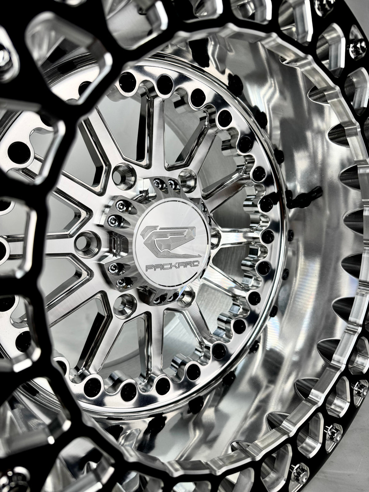 Packard Element Polished Silver beadlock wheel, machined center close-up