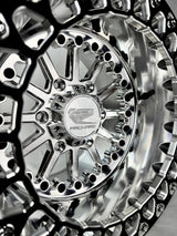 Packard Element Polished Silver beadlock wheel, machined center close-up