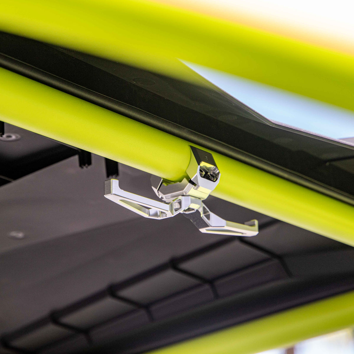 Universal C-Clamp Accessory Mount – product detail 7