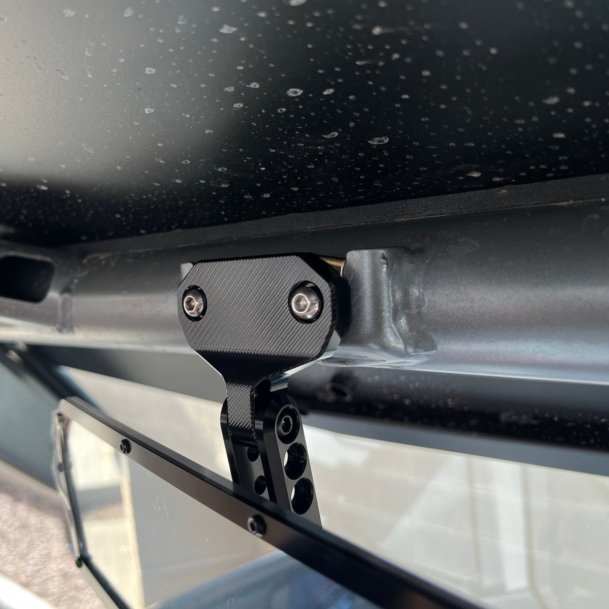 Polaris RZR Pro Series 11-Inch Center Mirror Mount – product detail 5