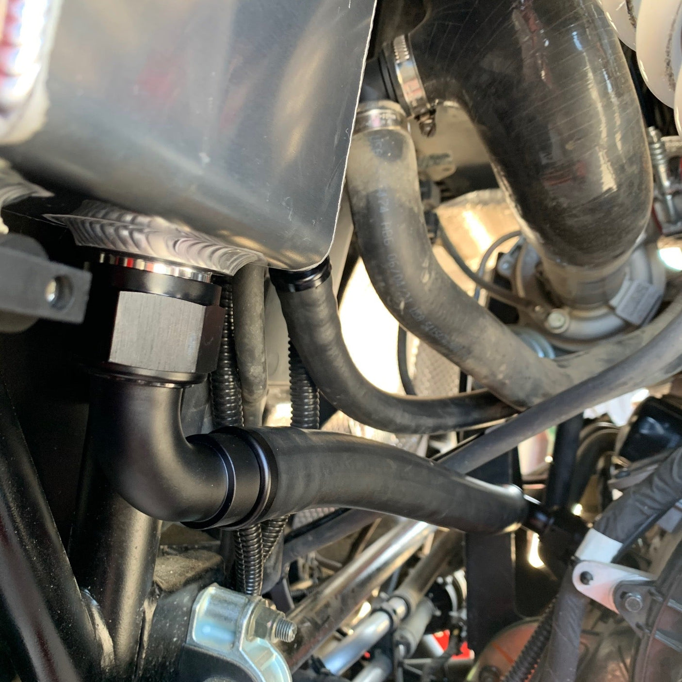 TPR006B - Black Crankcase Breather Kit - Polaris RZR