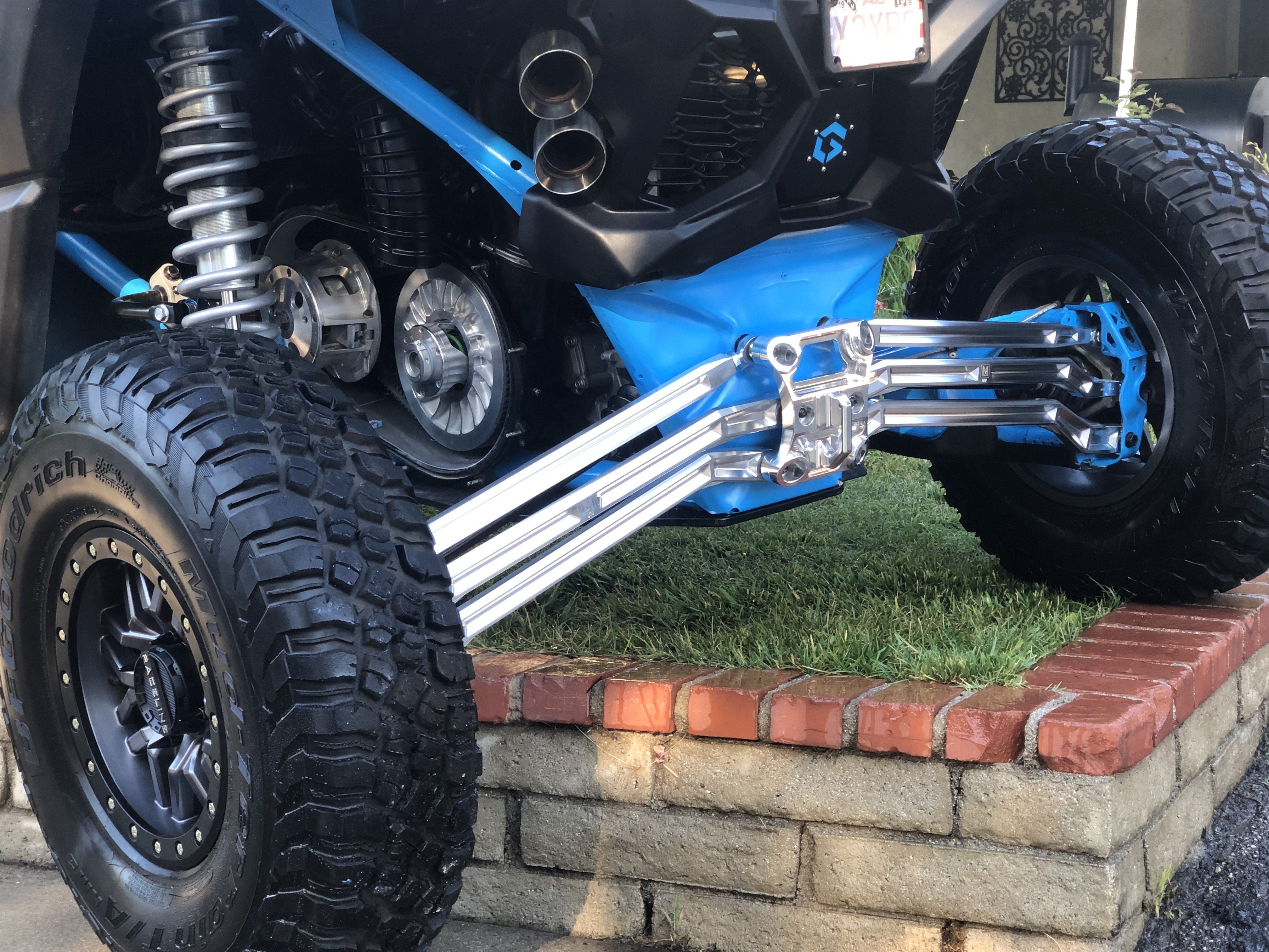 Photo of Can-Am Maverick X3 High Clearance Radius Rods (72in / 6 pc) by LM-UTV - Premium Radius Rods for UTVs / Side by Sides