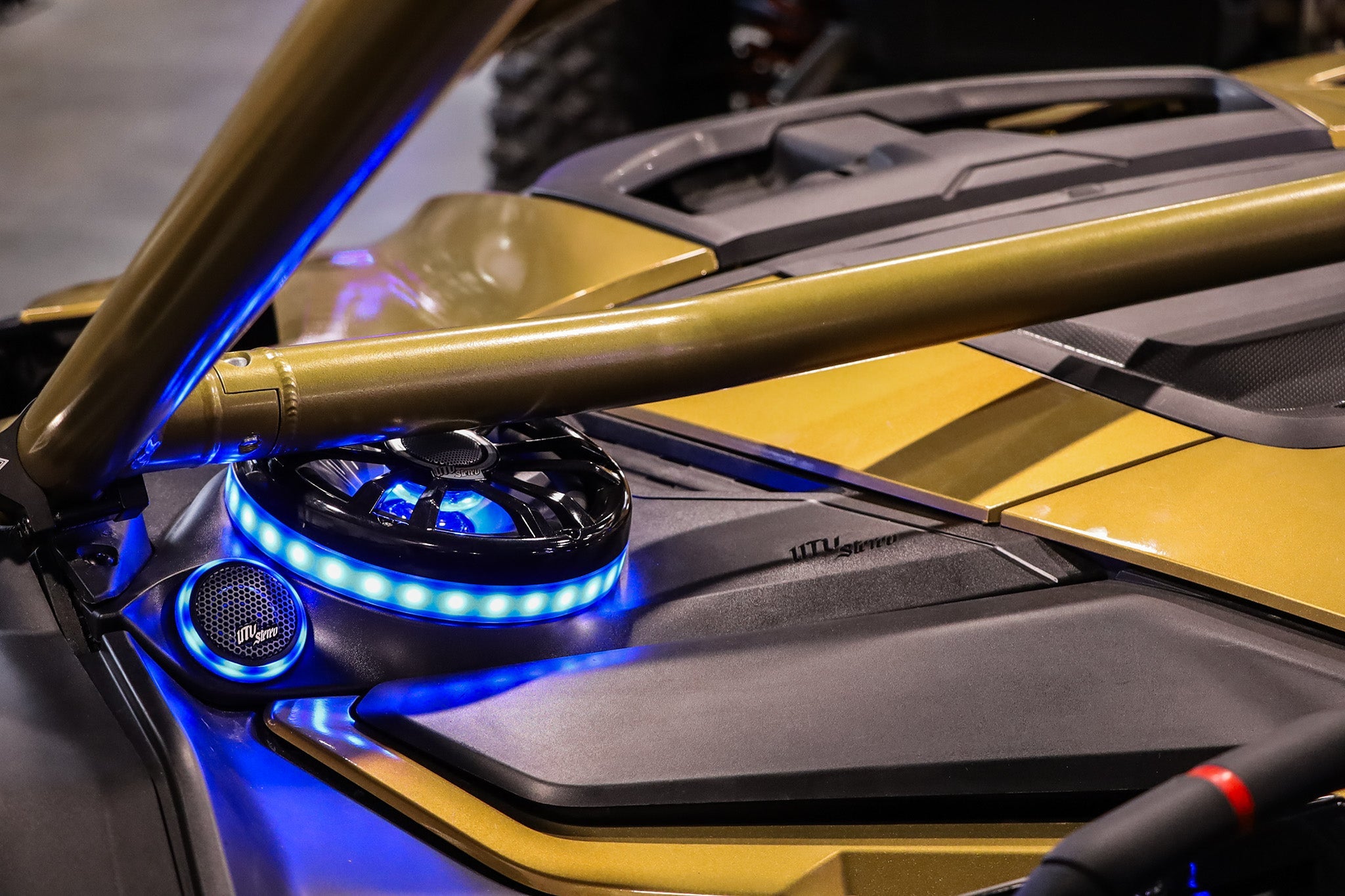 UTV Stereo - Can-Am Maverick R 6.5" Dash Panel Speaker Mounts | UTVS-R-DP65