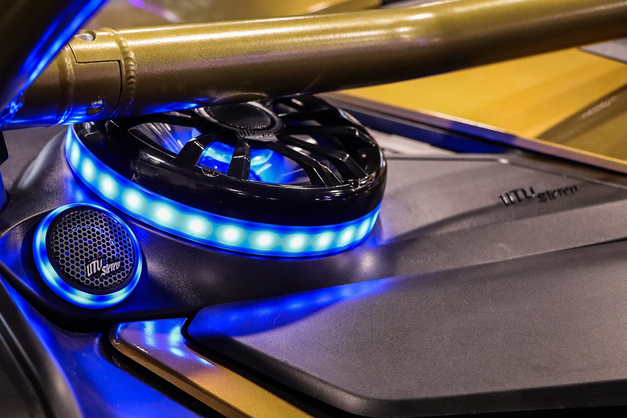 UTV Stereo - Can-Am Maverick R 6.5" Dash Panel Speaker Mounts | UTVS-R-DP65