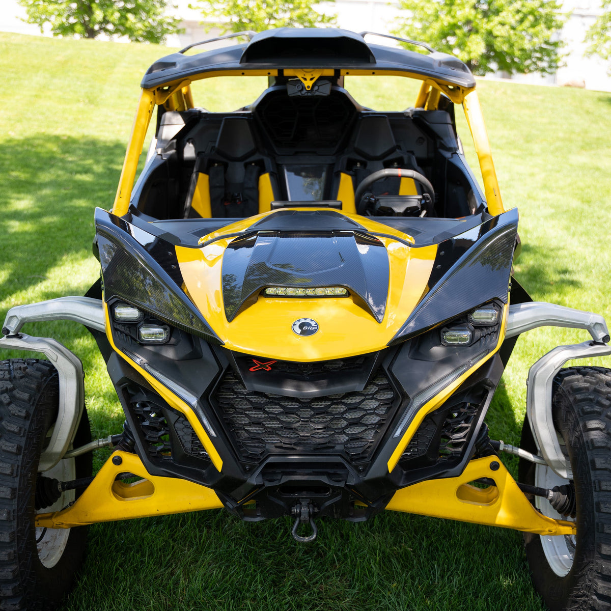 Can-Am Maverick R Carbon Fiber Front Fenders – product detail 4