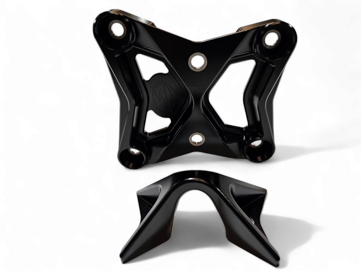Can-Am Maverick X3 Radius Rod Plate with Tow Hook