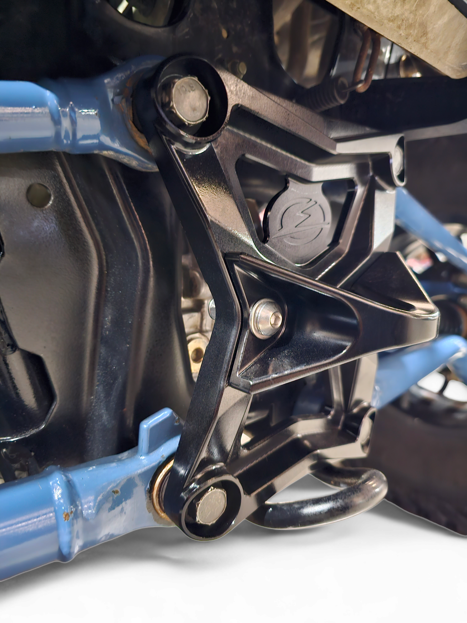 Photo of 2020-2024 Polaris RZR Pro XP Radius Rod Plate with Tow Hook Black by Elektric Offroad - Premium Receivers & Hitches for UTVs / Side by Sides