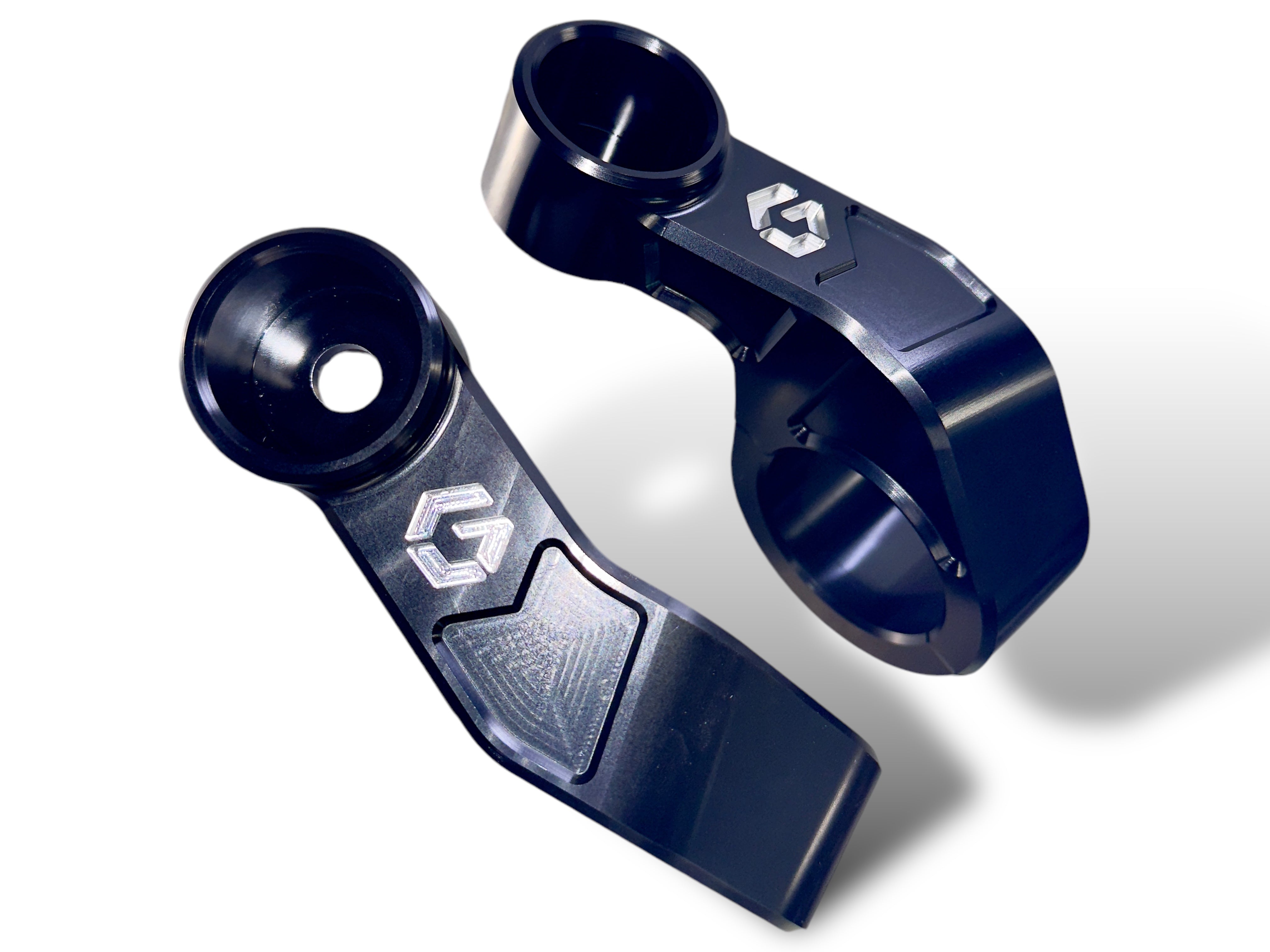 CAN AM MAVERICK R REAR BUMPER/TIRE CARRIER BILLET CLAMP
