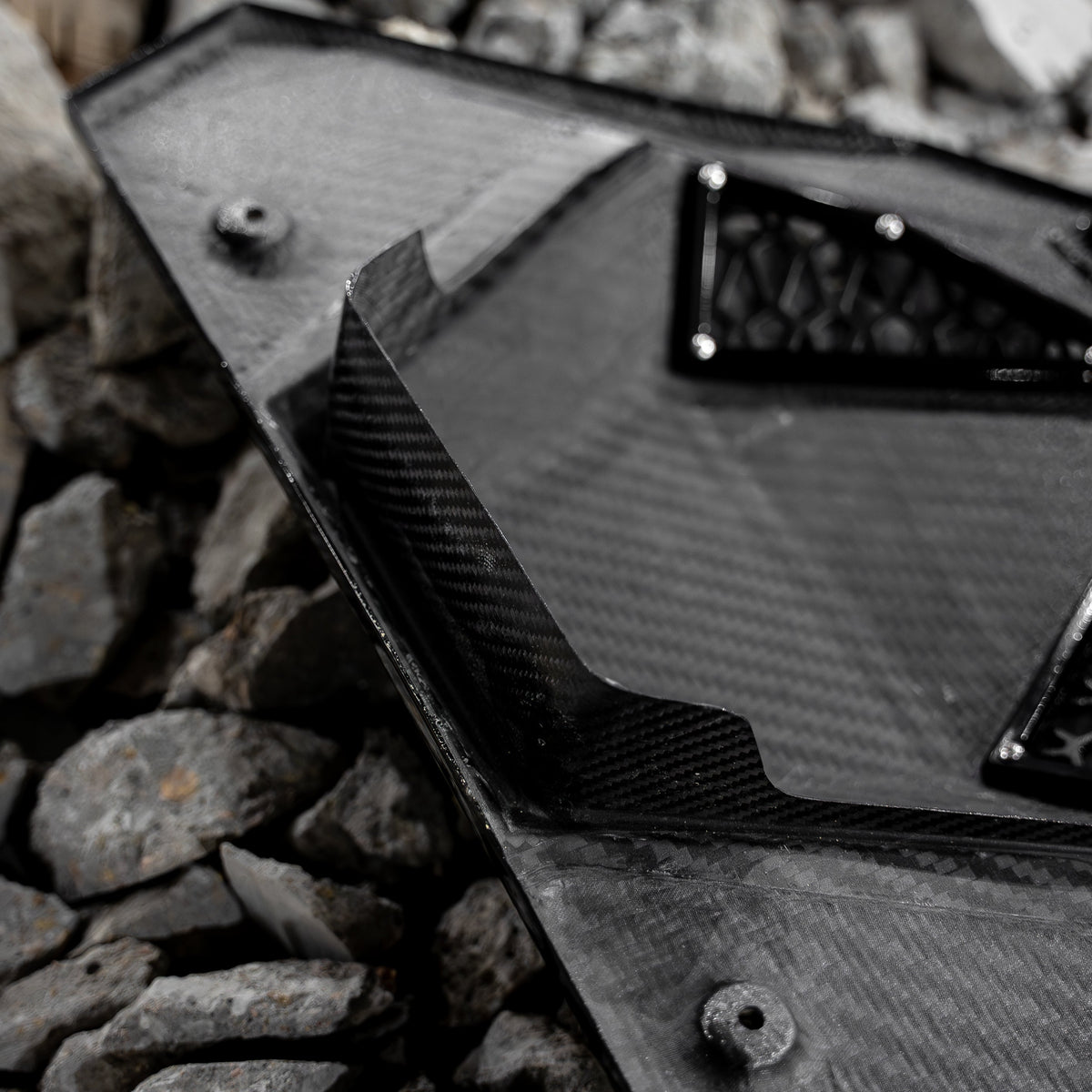 Polaris RZR Pro Series Ram-Air Carbon Fiber Hood – product detail 14