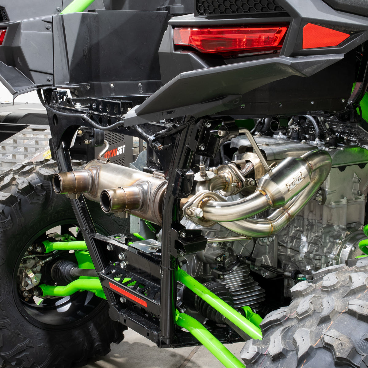 Kawasaki Teryx H2 Big Mouth Resonated Cat Delete Mid Pipe – product detail 5