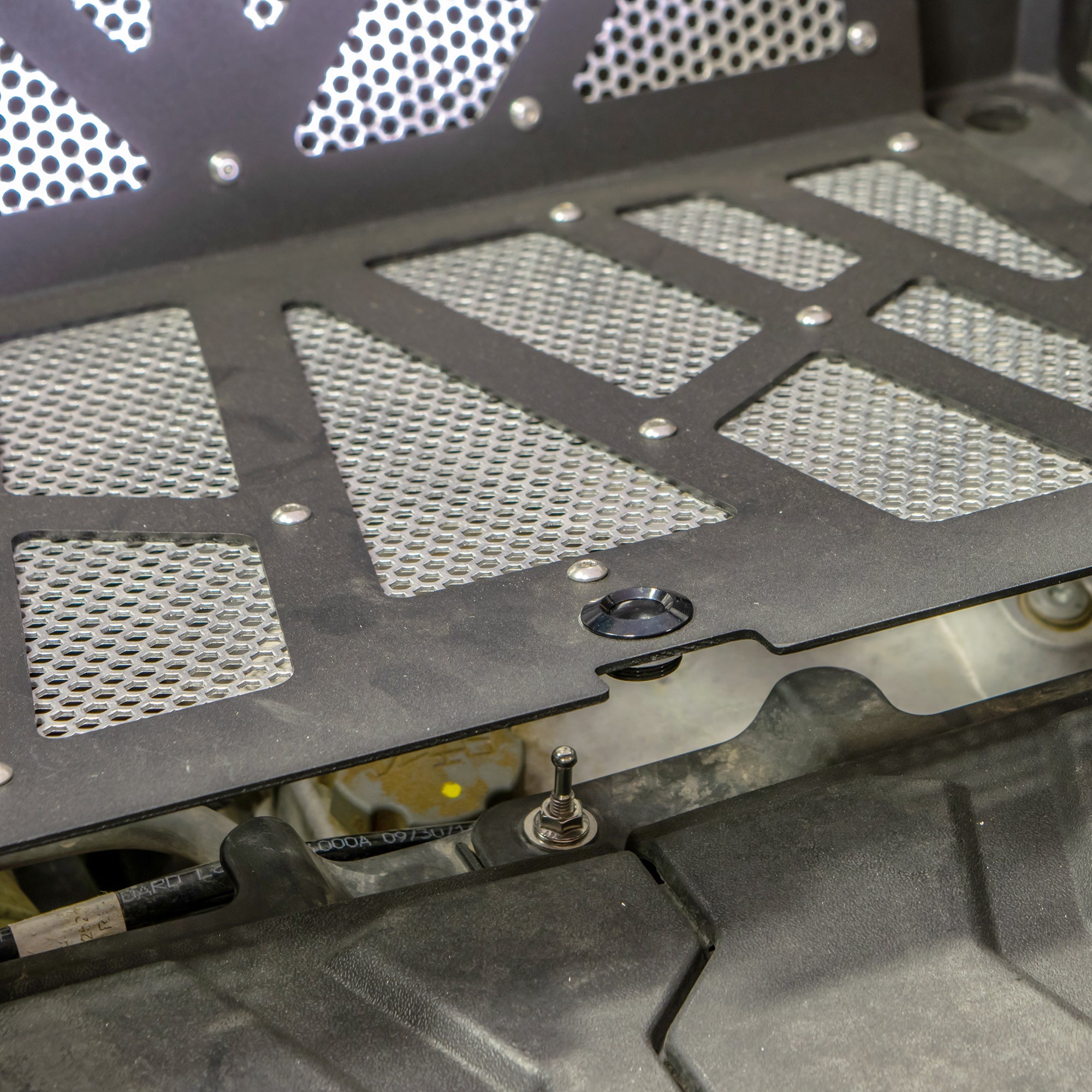 DRT RZR XP 1000 & Turbo Vented Engine Cover
