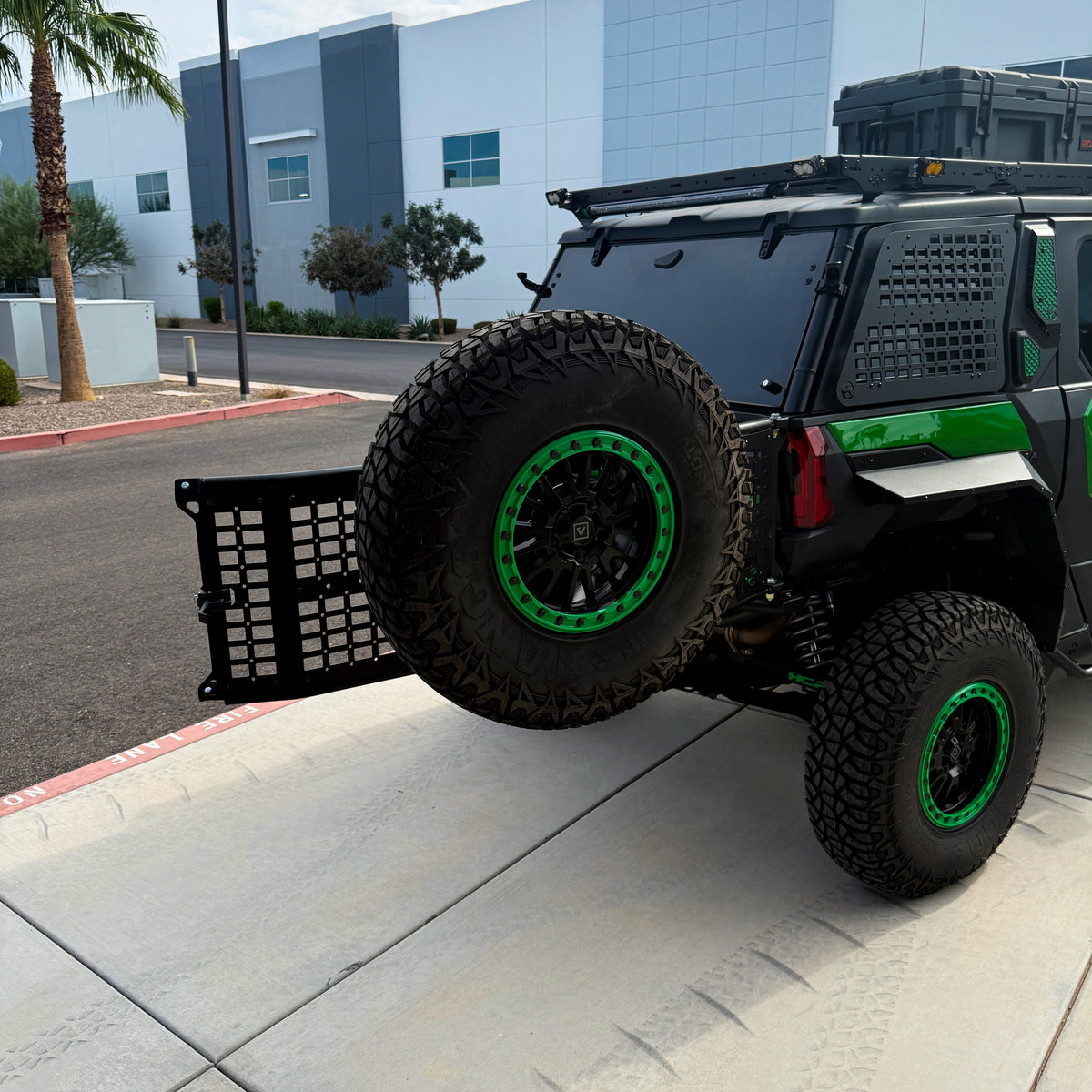 Polaris Xpedition X-Plorer Rear Bumper & Tire Carrier – product detail 4