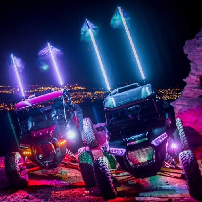 UTVs equipped with R1 LED whip lights