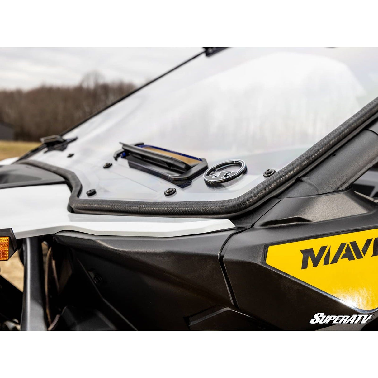 Can Am Maverick R Scratch Resistant Vented Full Windshield