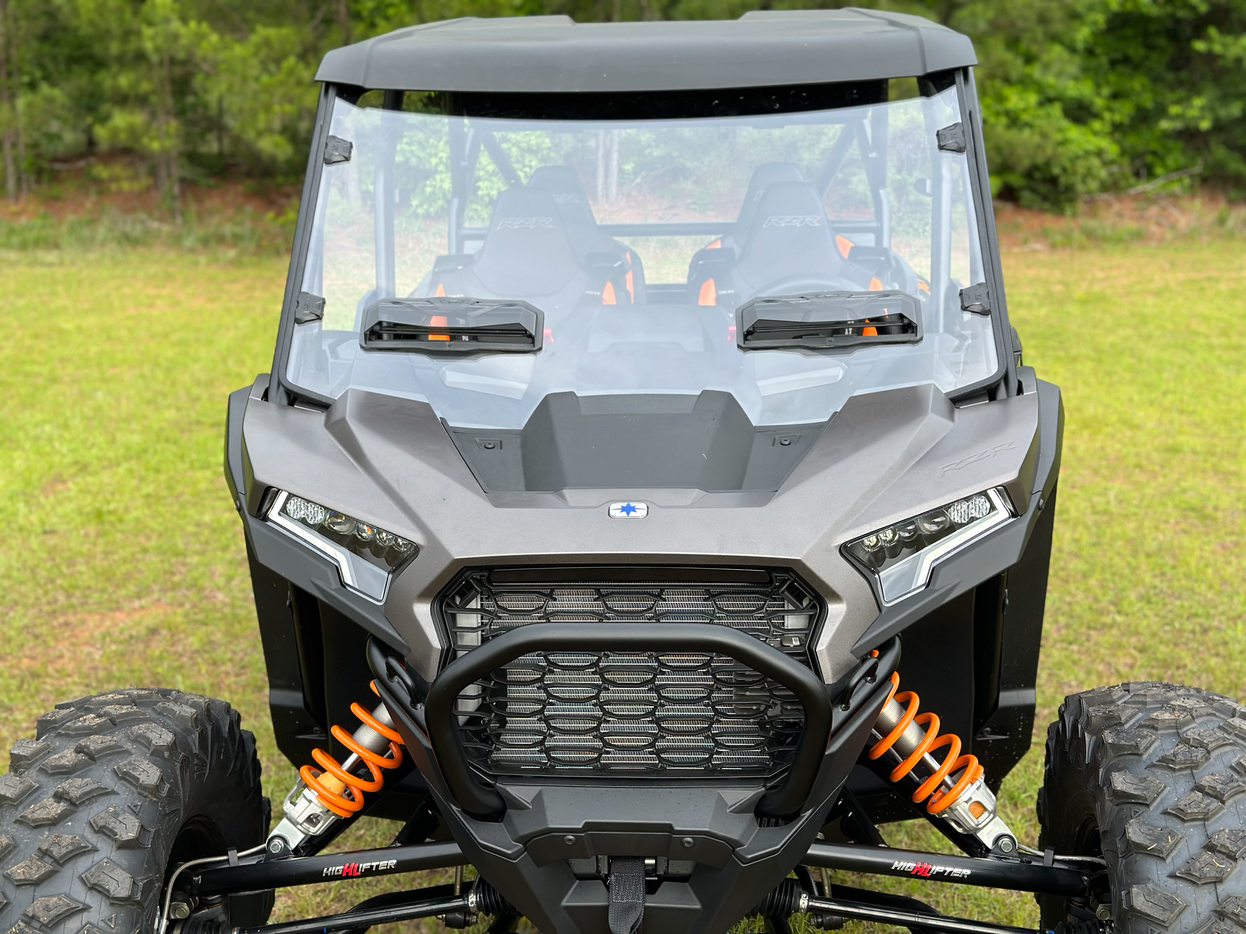 Photo of VERSA VENT WINDSHIELD RZR XP 1000 `24 by SEIZMIK - Premium Windshield/Windscreen for UTVs / Side by Sides