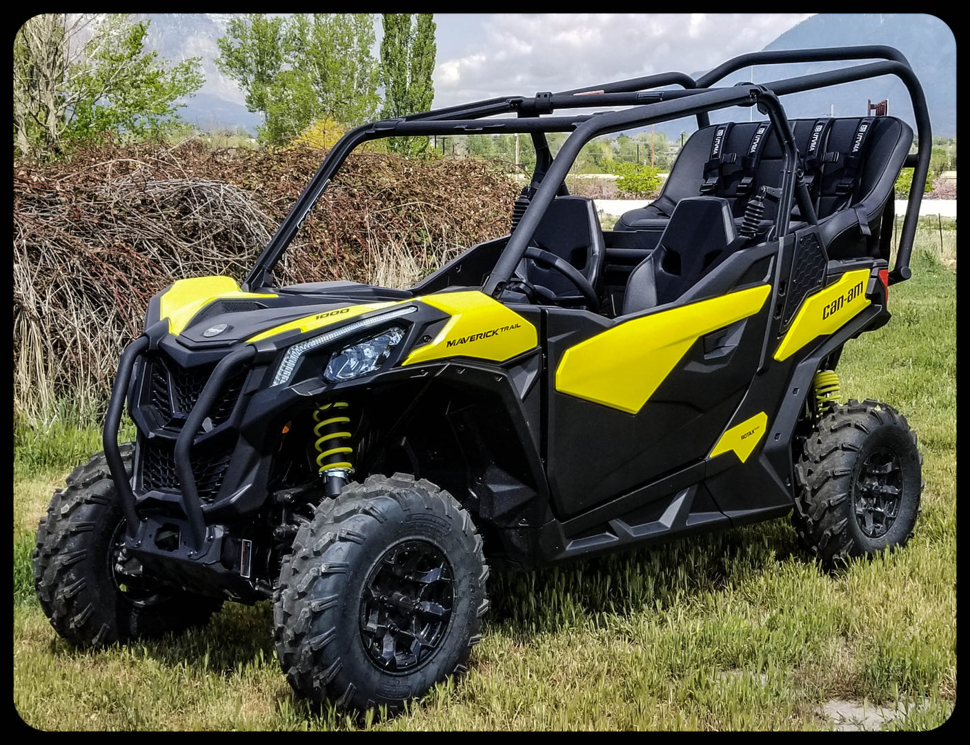 Maverick Sport Max Rear Bench and Roll Cage Kit (2020-2024)