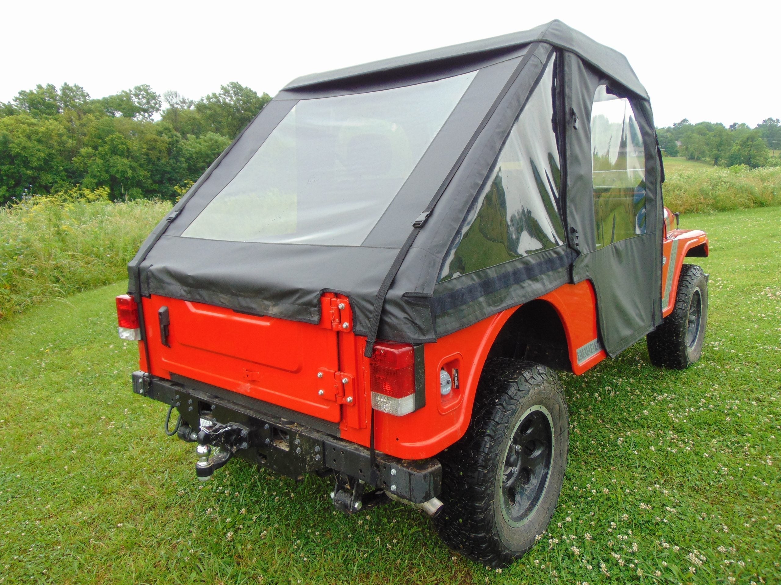 Photo of Mahindra Roxor - Bed Cover by 3 Star UTV - Premium Enclosures for UTVs / Side by Sides
