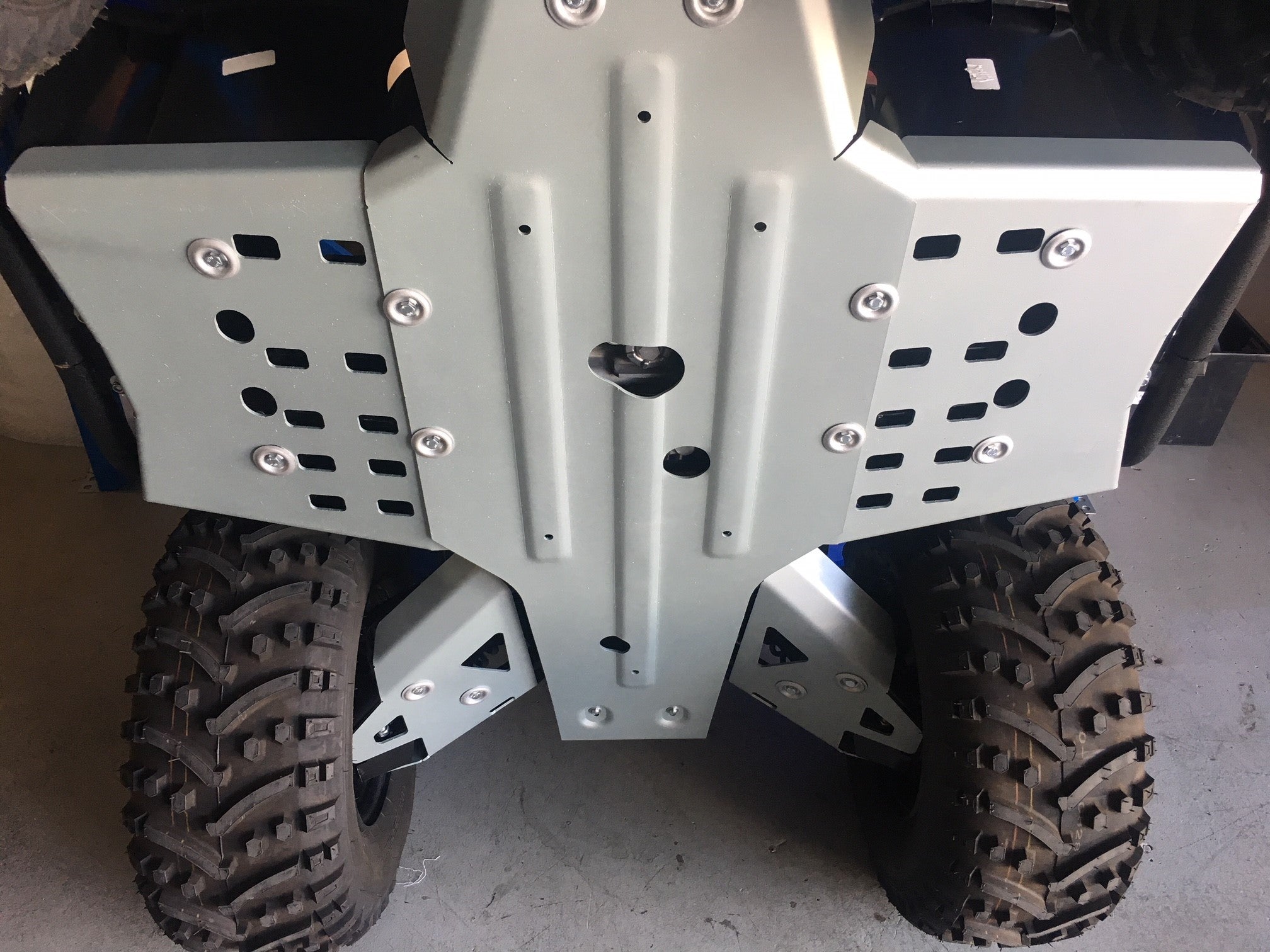 Photo of Yamaha Kodiak 450 IRS Alloy Central Skid Plate by Rival Powersports USA - Premium for UTVs / Side by Sides