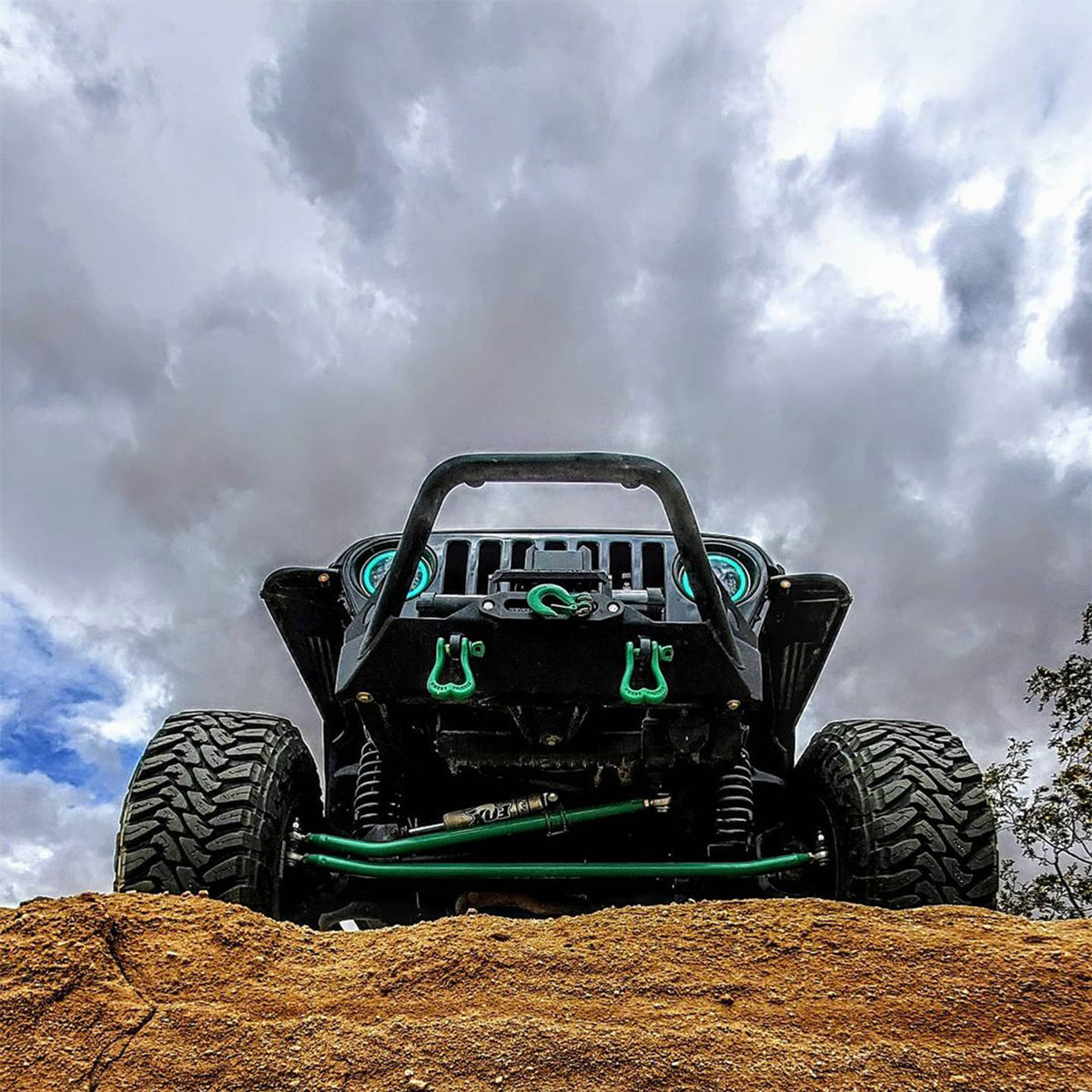Photo of Moose Knuckle XL Shackle 3/4 by Forward Notion, LLC - Premium Recovery Gear for UTVs / Side by Sides
