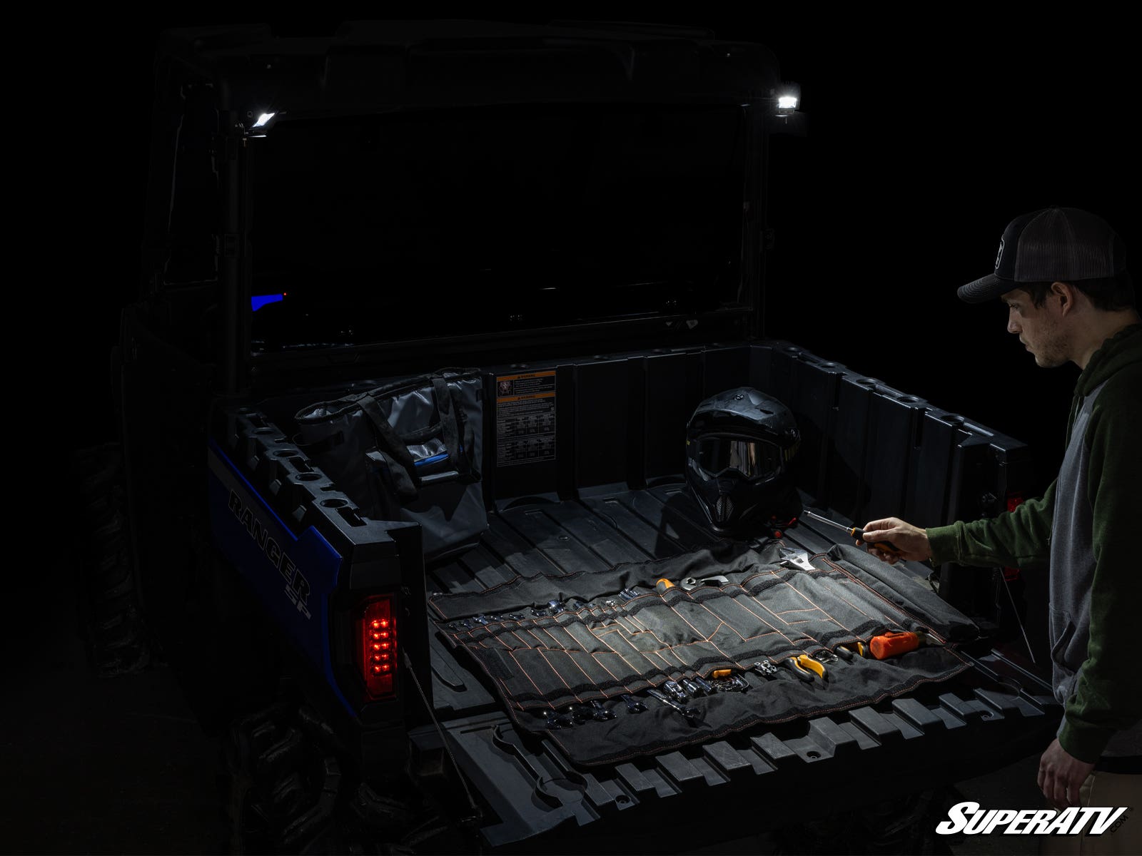 Gravely Rear-Facing LED Cube Lights