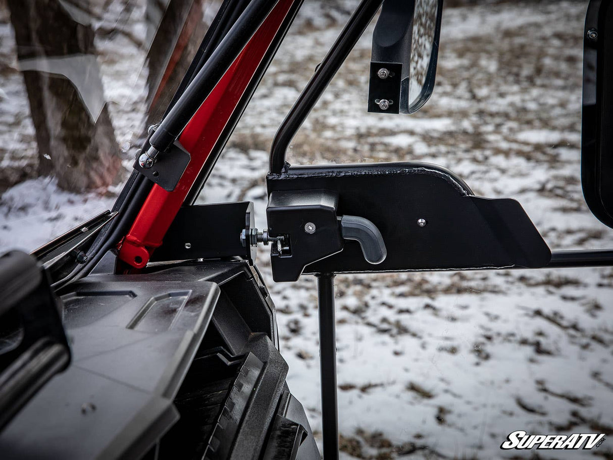 polaris-general-xp-scratch-resistant-full-cab-doors