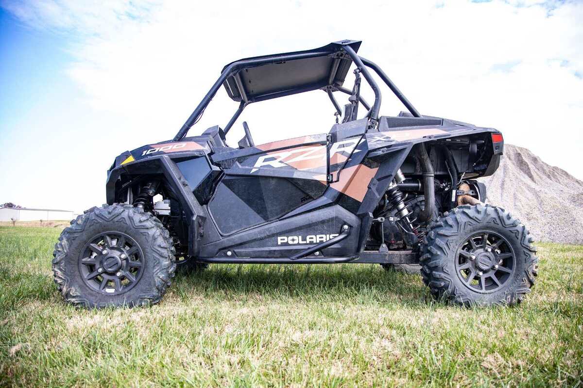 Photo of Rough Country Polaris RZR XP 1000 2-Seater Rock Slider Kit by Rough Country - Premium for UTVs / Side by Sides